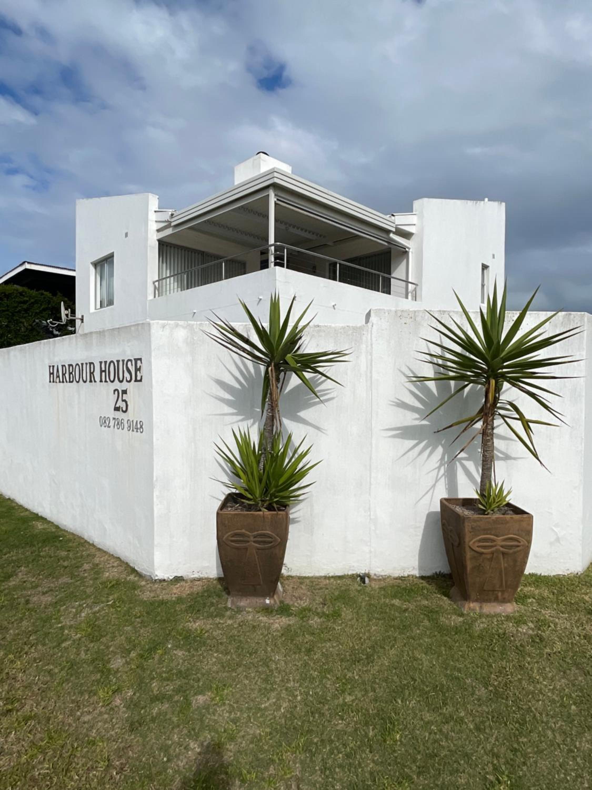 Harbour House 25