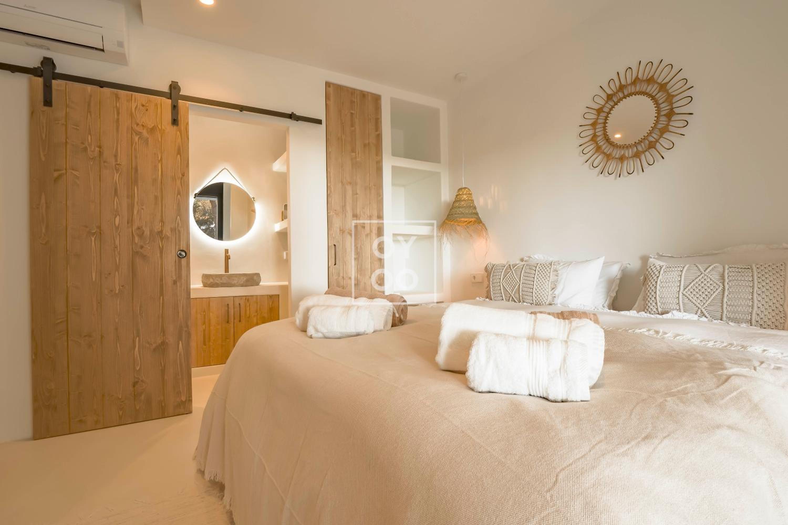 Boutique Villa The Shine - Experience supreme luxury and privacy with breathtaking views