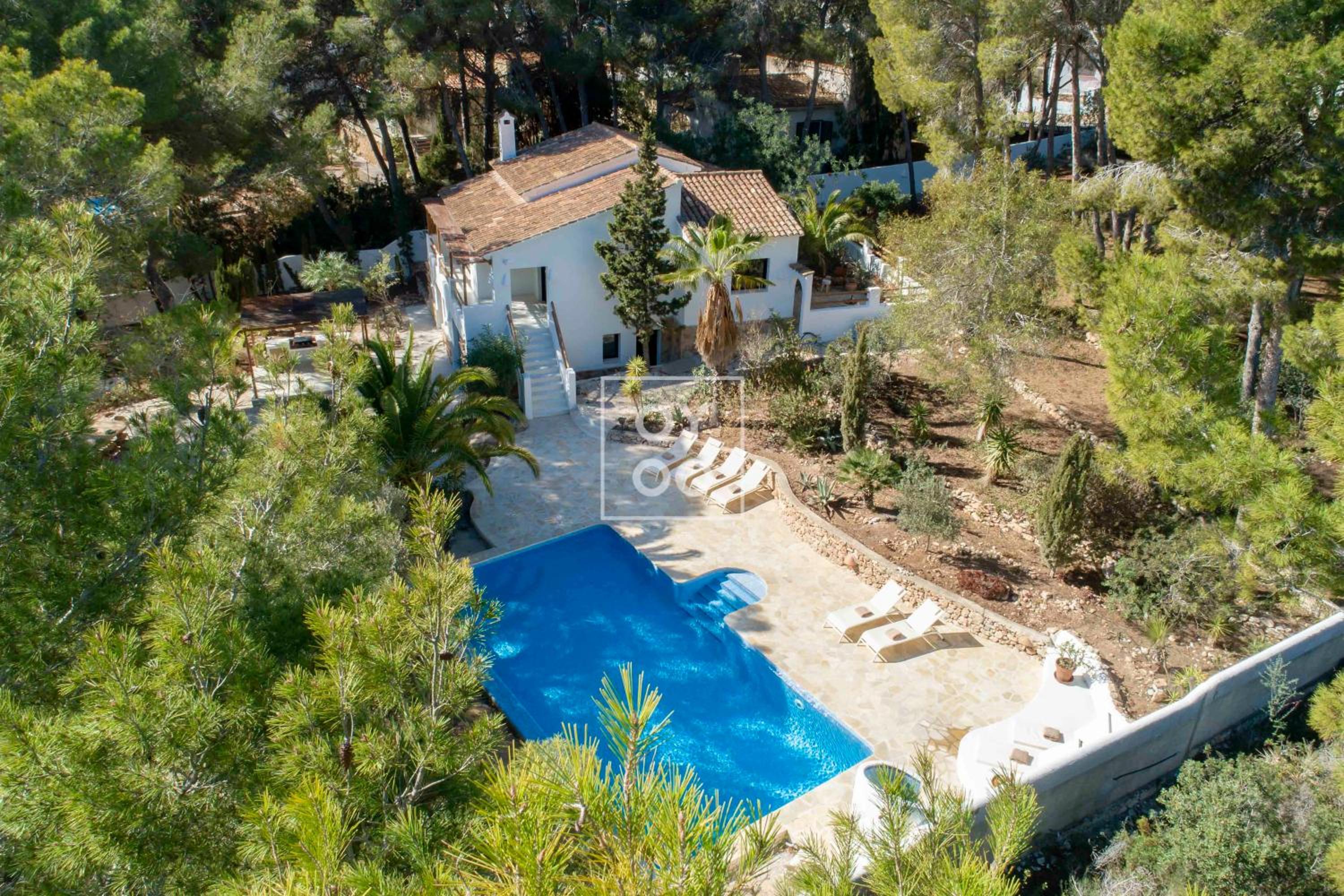 Boutique Villa The Shine - Experience supreme luxury and privacy with breathtaking views