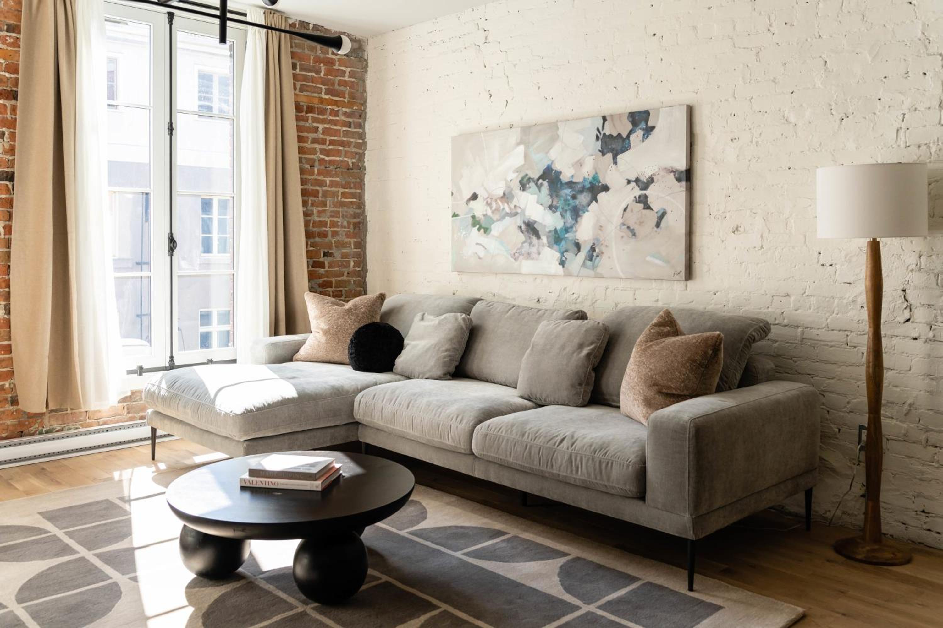 Maison Place Jacques-Cartier by Luxury In Transit
