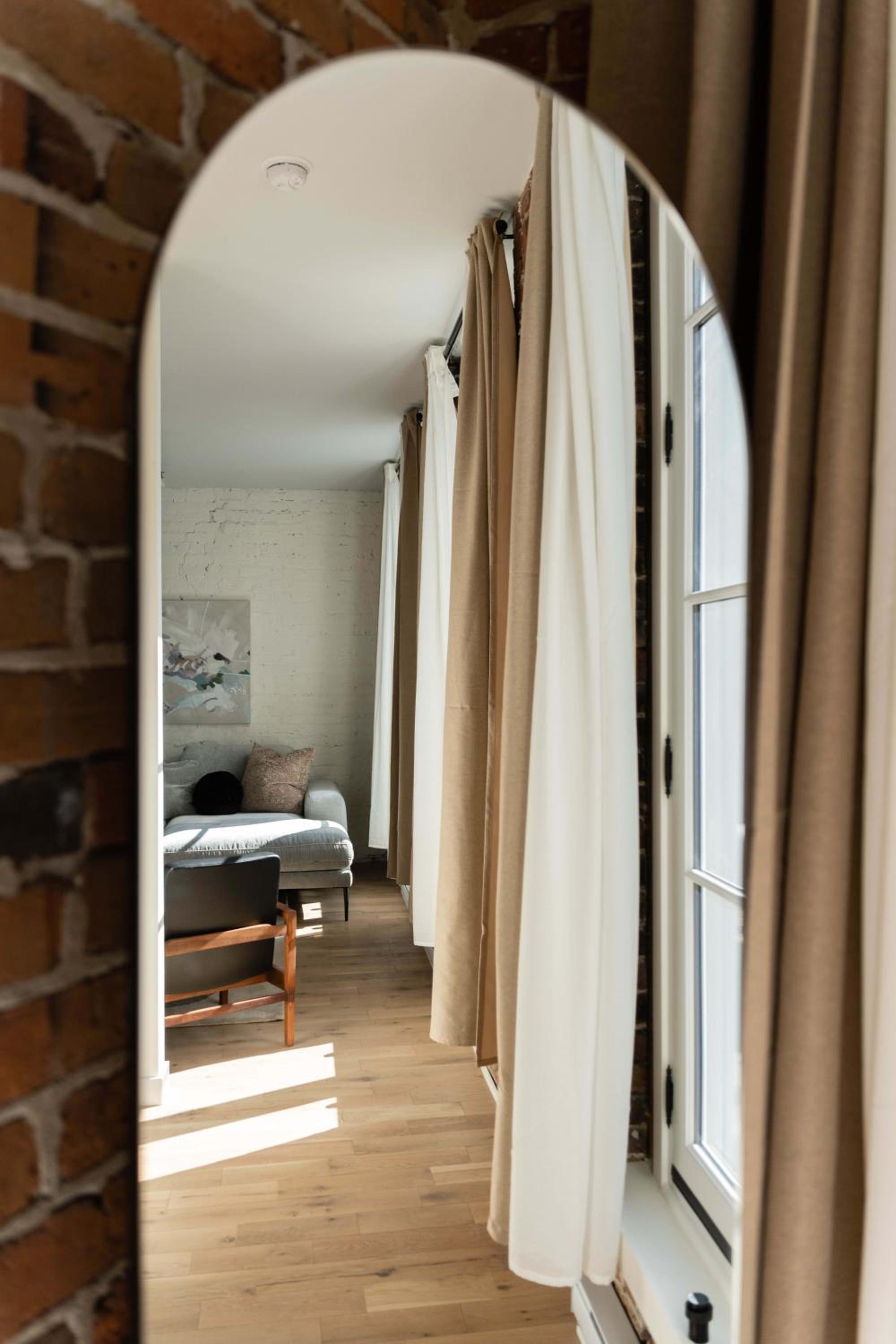 Maison Place Jacques-Cartier by Luxury In Transit