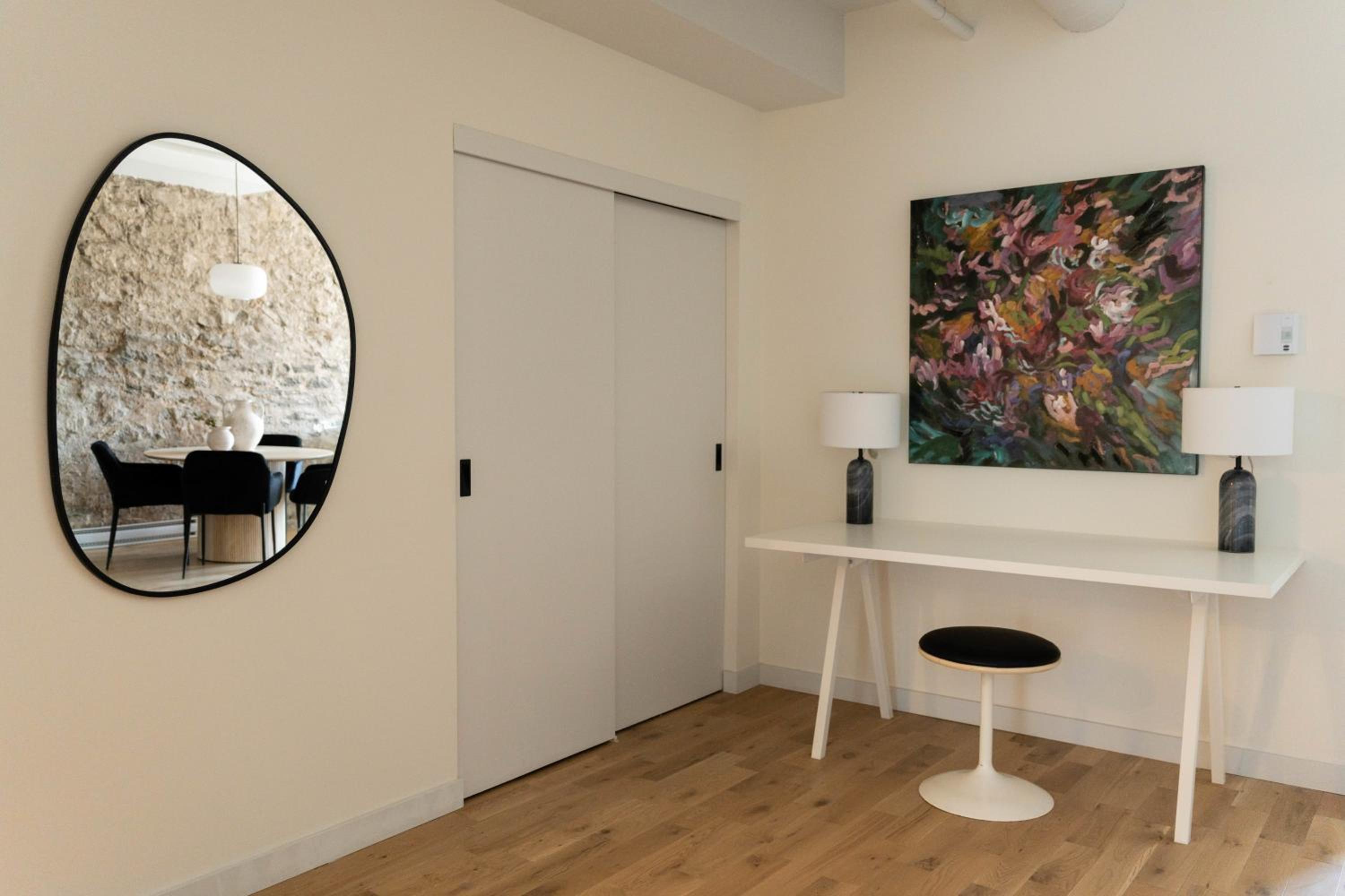 Maison Place Jacques-Cartier by Luxury In Transit