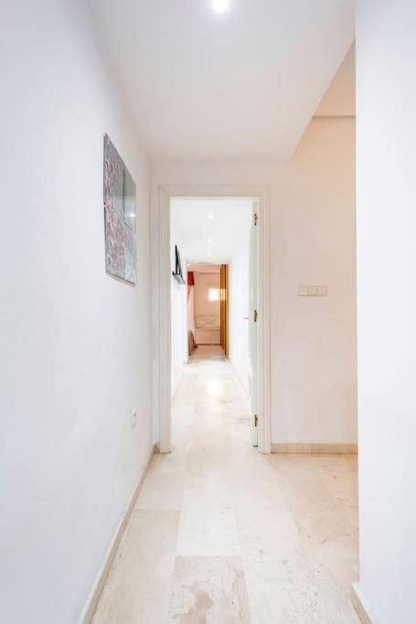 Apartamento en Marbella Guadalmina primera linea de campo de golf Los Cartujanos
