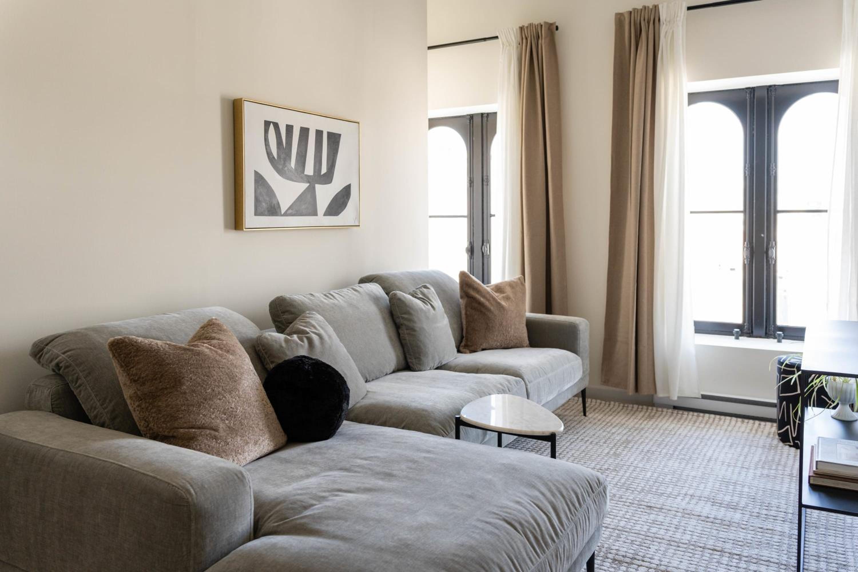Maison Place Jacques-Cartier by Luxury In Transit