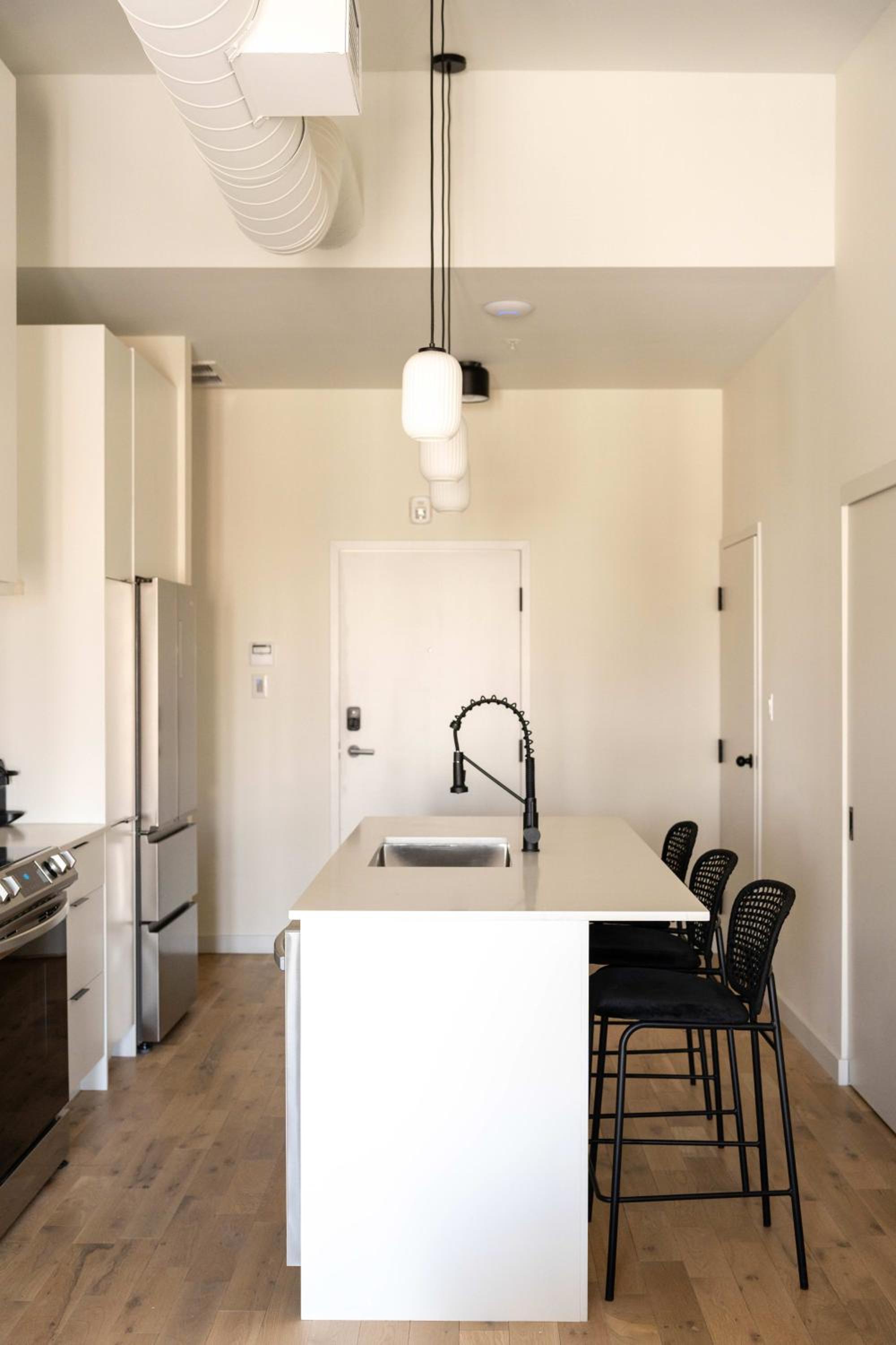 Maison Place Jacques-Cartier by Luxury In Transit
