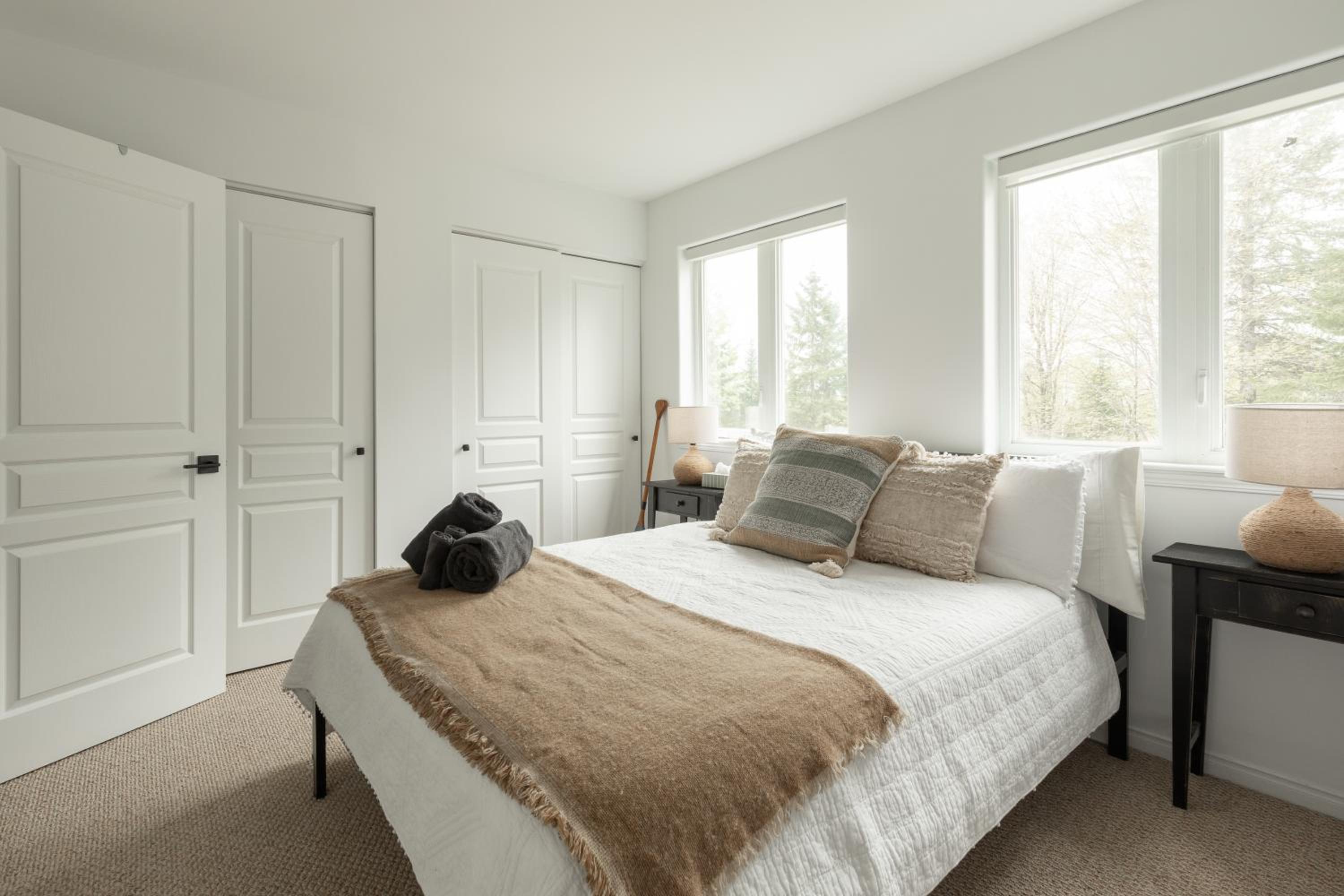 2-Level Home - Tremblant Mountain View - Fireplace