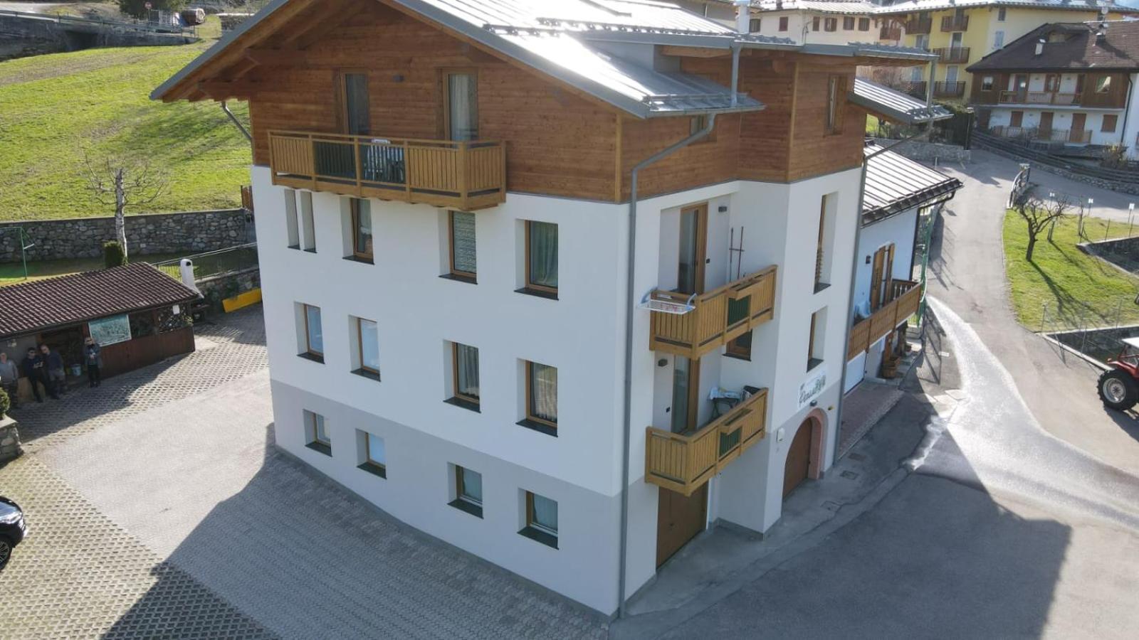 Photo 52
