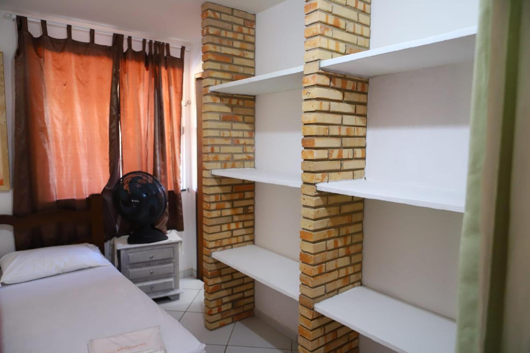 Loft Rústico com Vista Para a Piscina