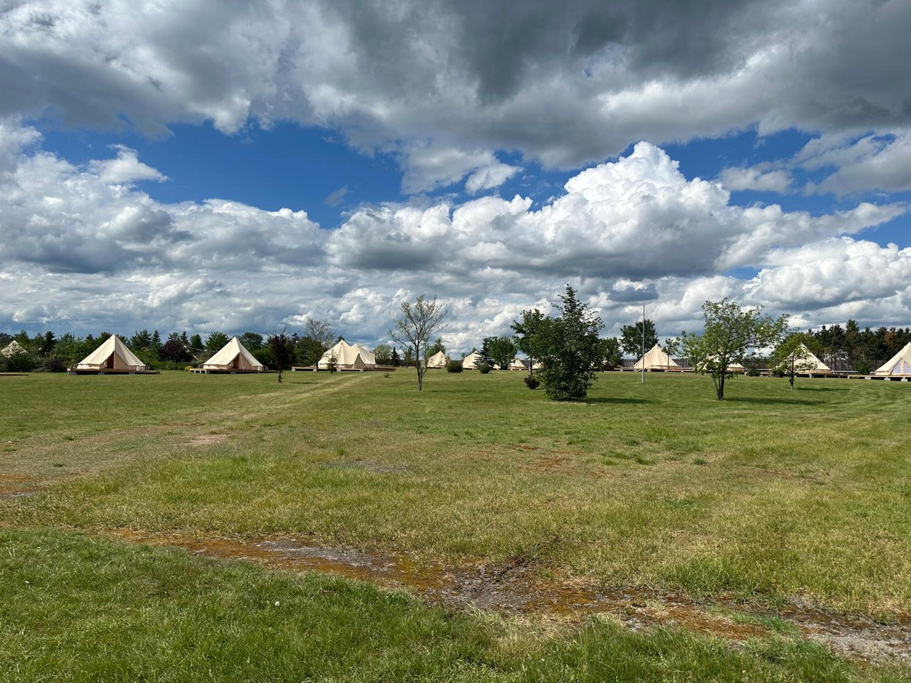 Glamping pospolu
