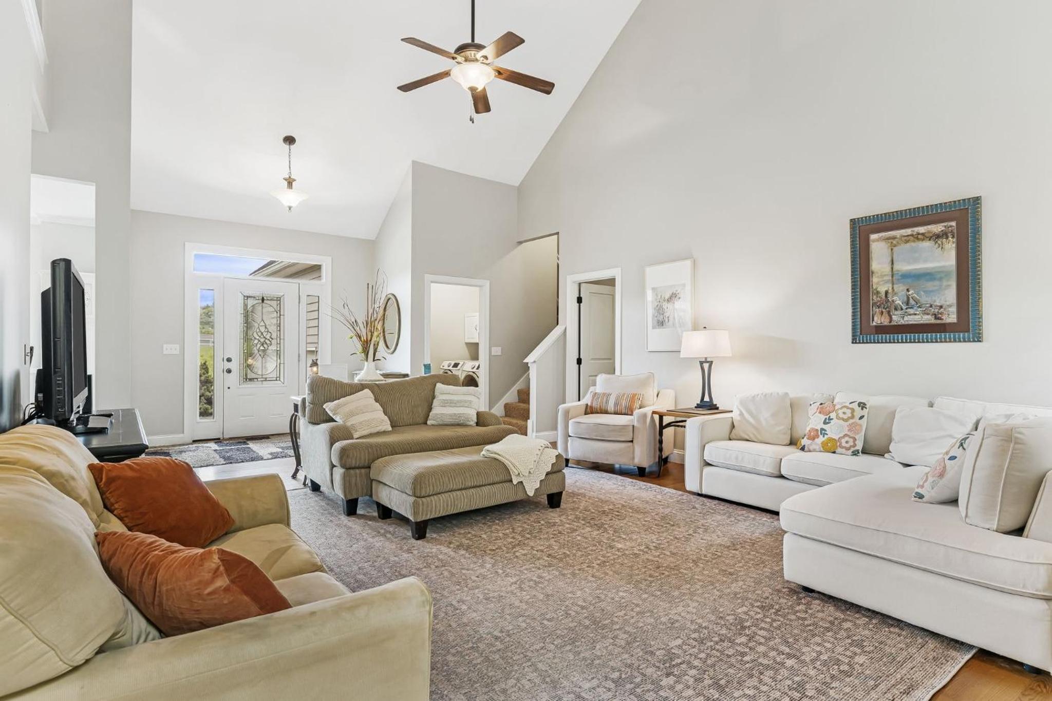 Fairview Vista by AvantStay 10 Mins to Asheville