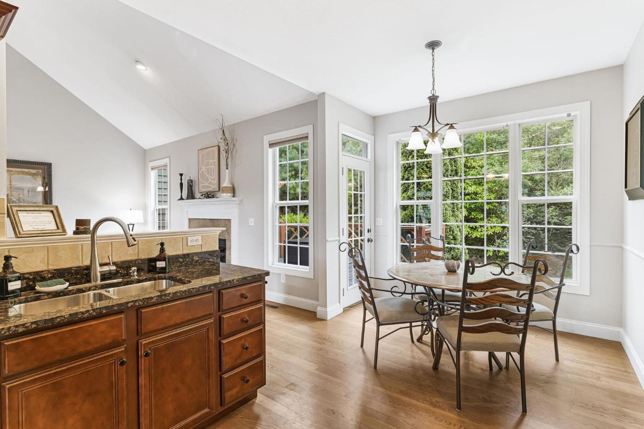 Fairview Vista by AvantStay 10 Mins to Asheville