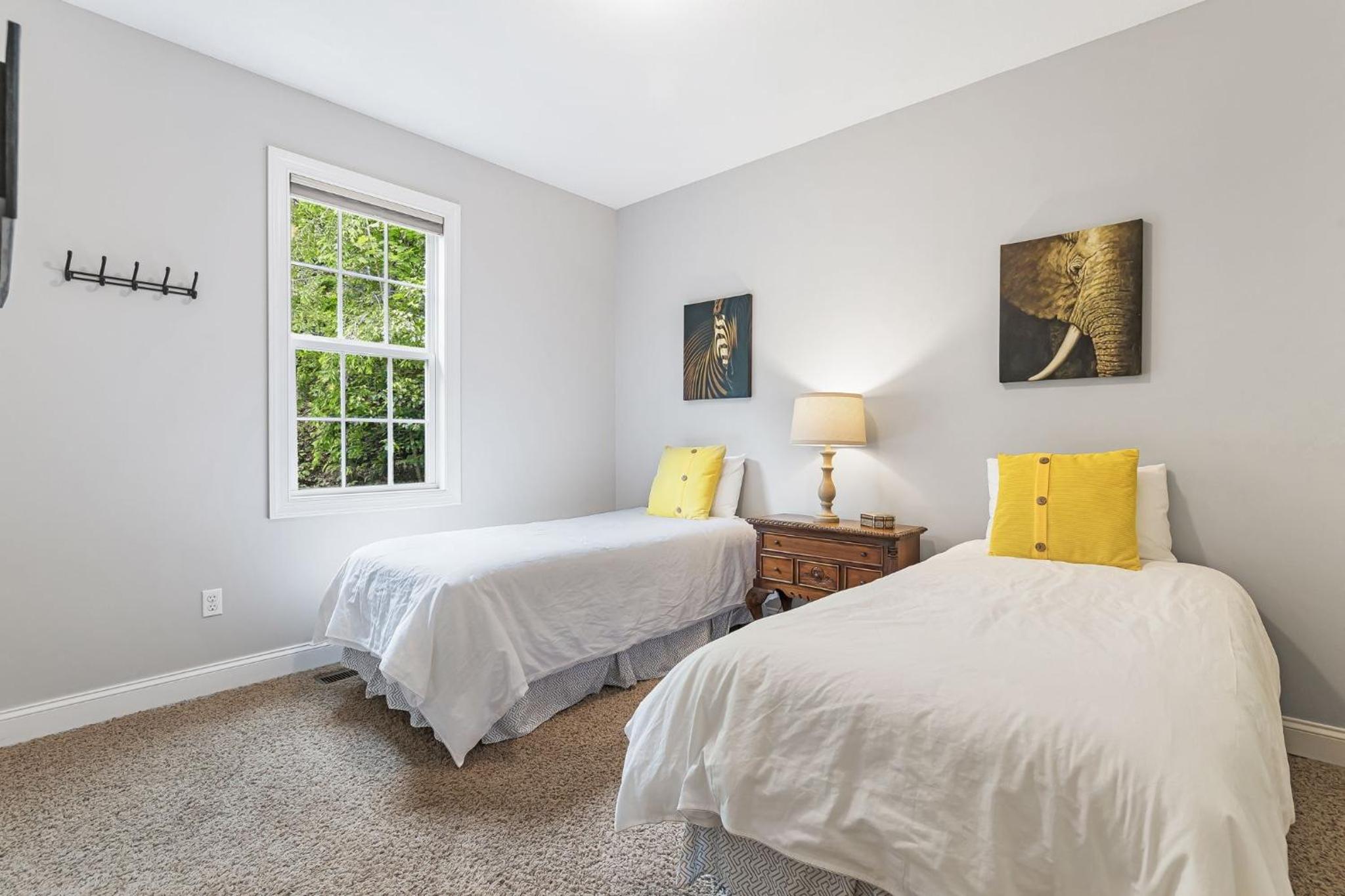 Fairview Vista by AvantStay 10 Mins to Asheville