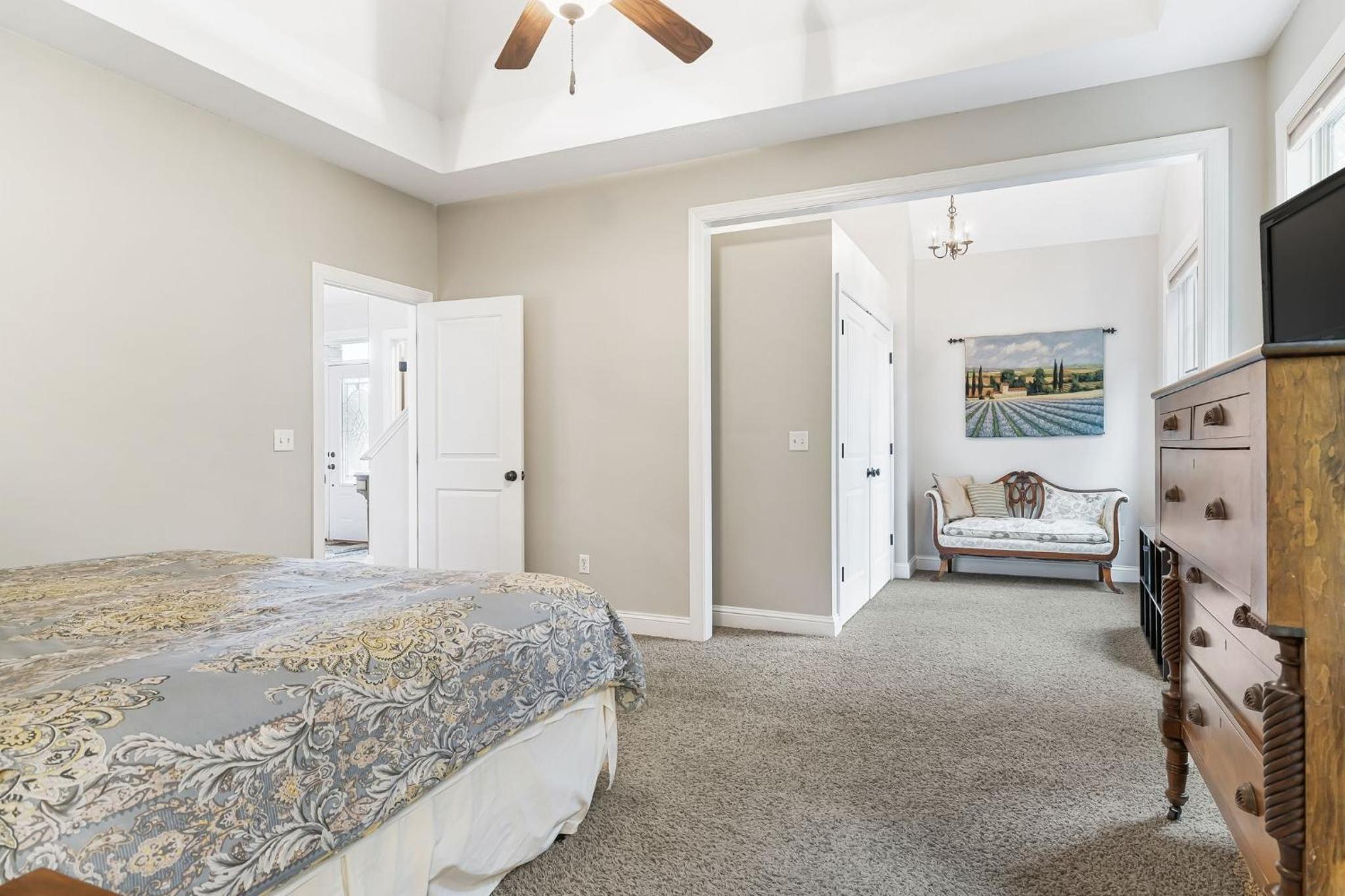 Fairview Vista by AvantStay 10 Mins to Asheville