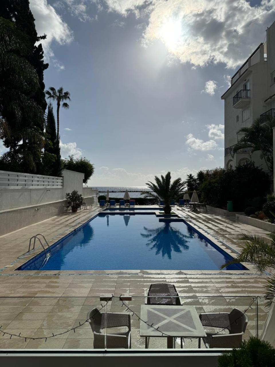 flat by the sea