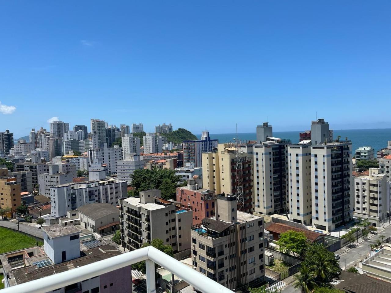 Apartamento Encantador na Praia do Tombo view 3
