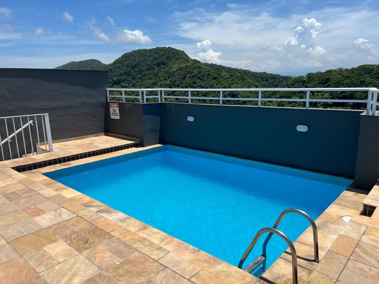 Apartamento Encantador na Praia do Tombo view 5