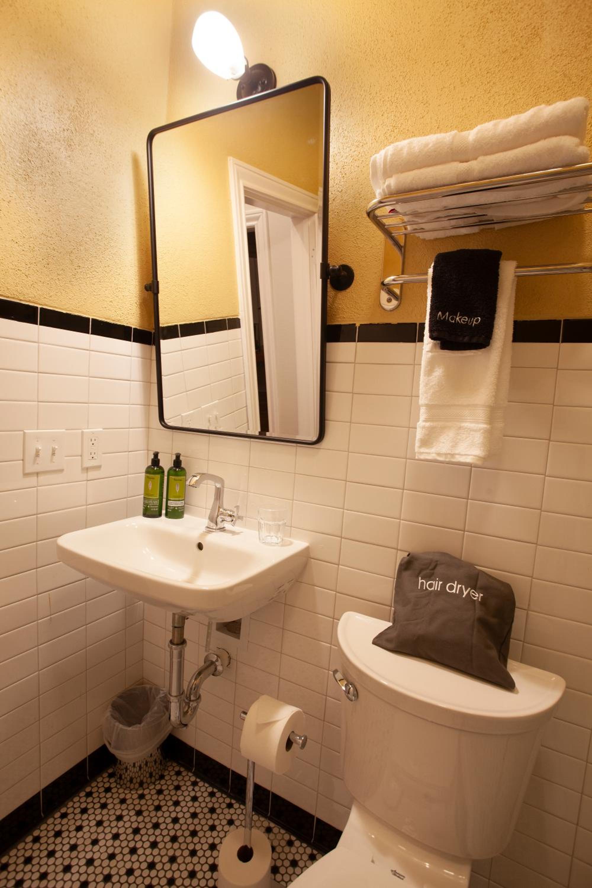 Greyhound Inn, Fotografia 4