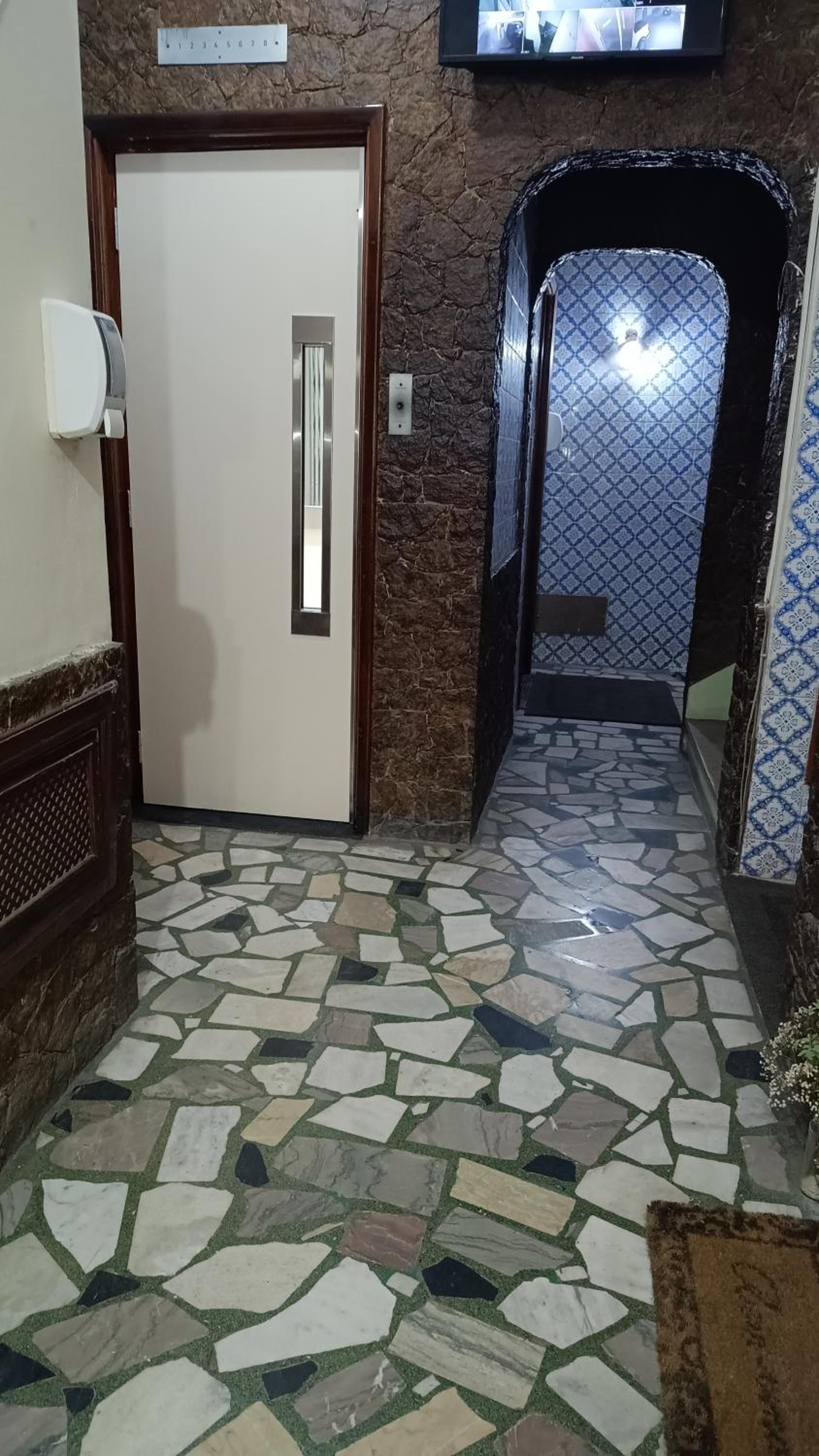 Quarto em Apartamento Compartilhado
