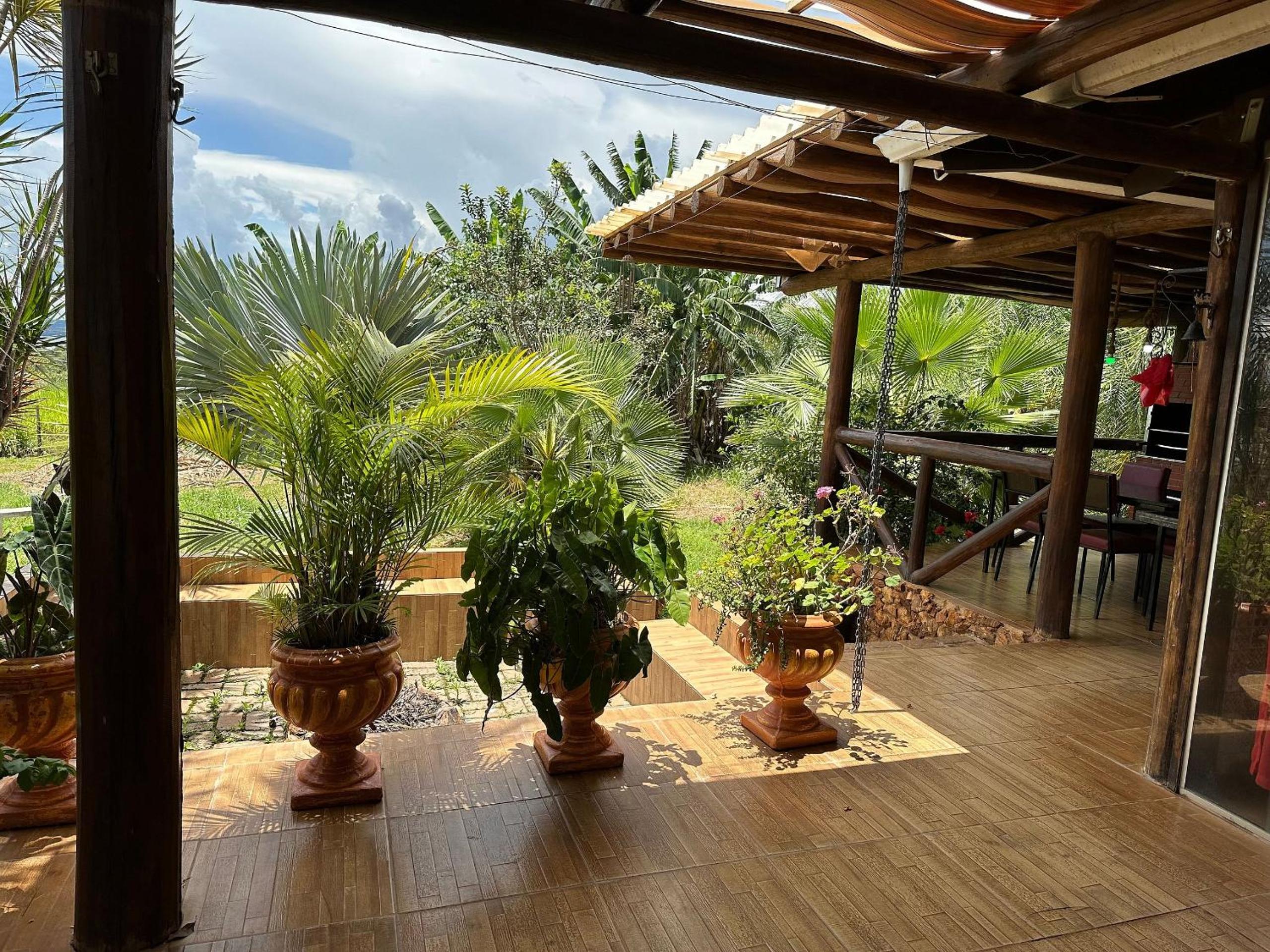 Rancho Flor de Iris - Lago Corumbá IV