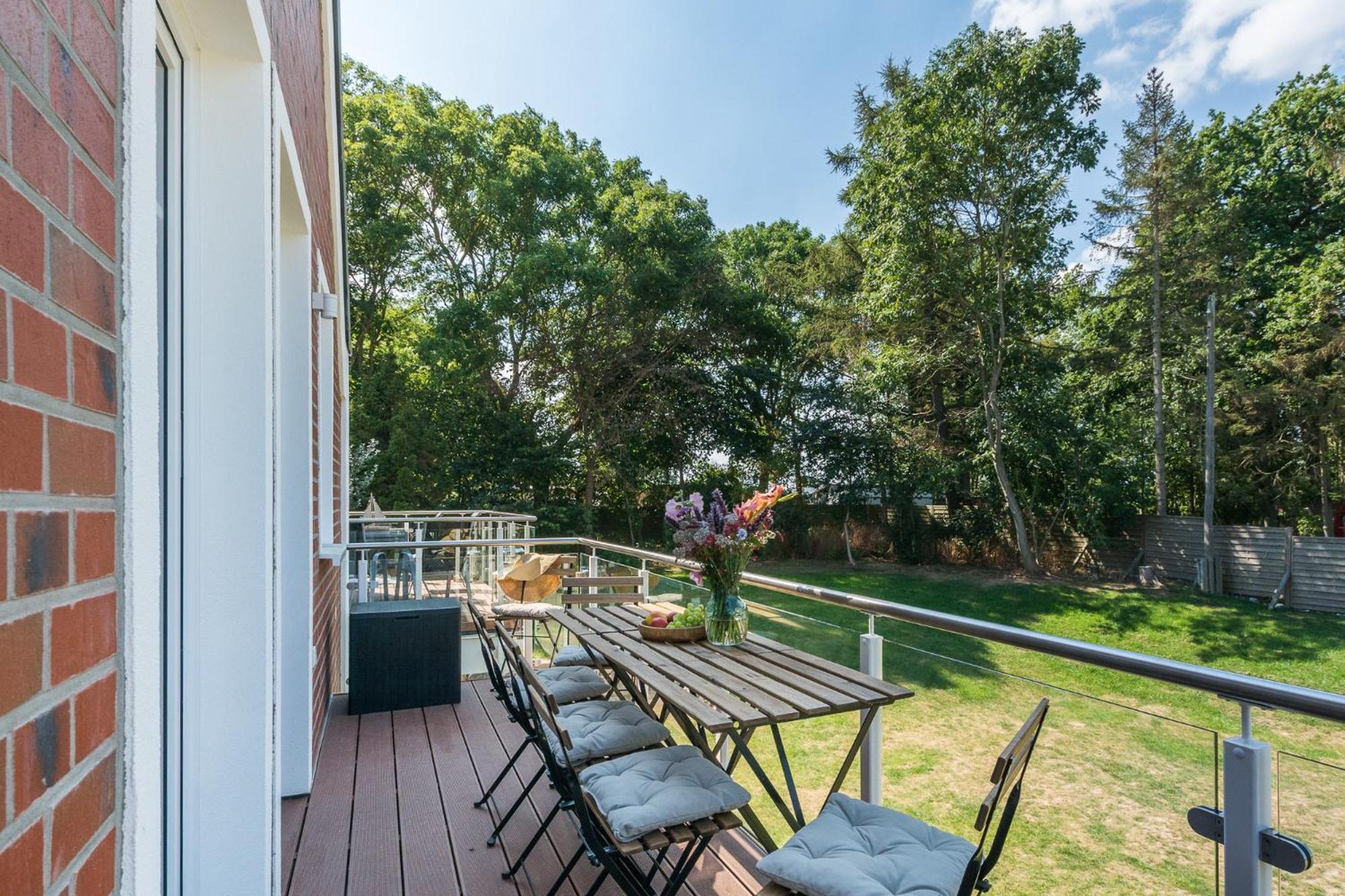 Auszeit - Maisonette-Wohnung mit Meerblick view 2