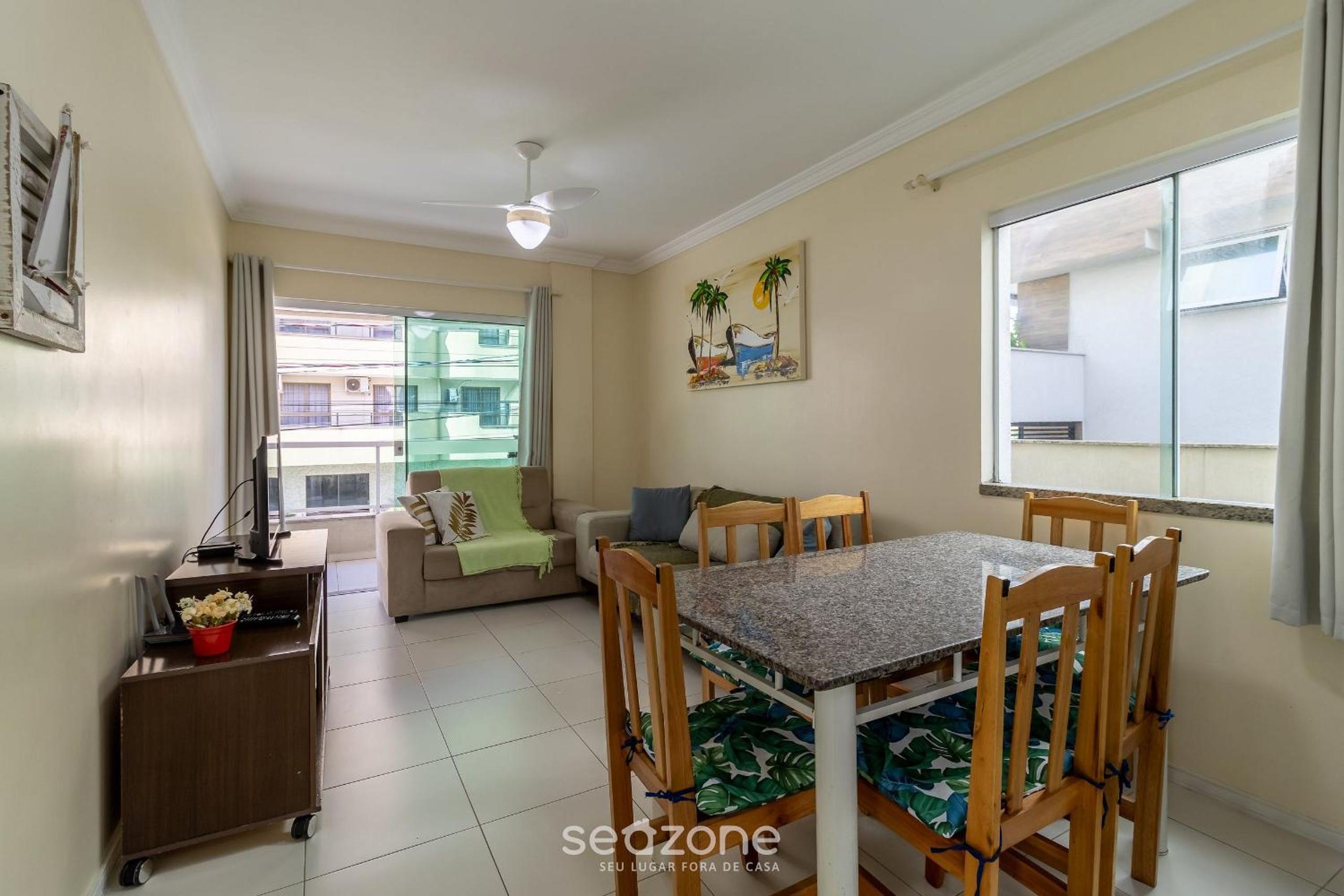 Apartamentos próximo a Praia de Bombas - ARZ