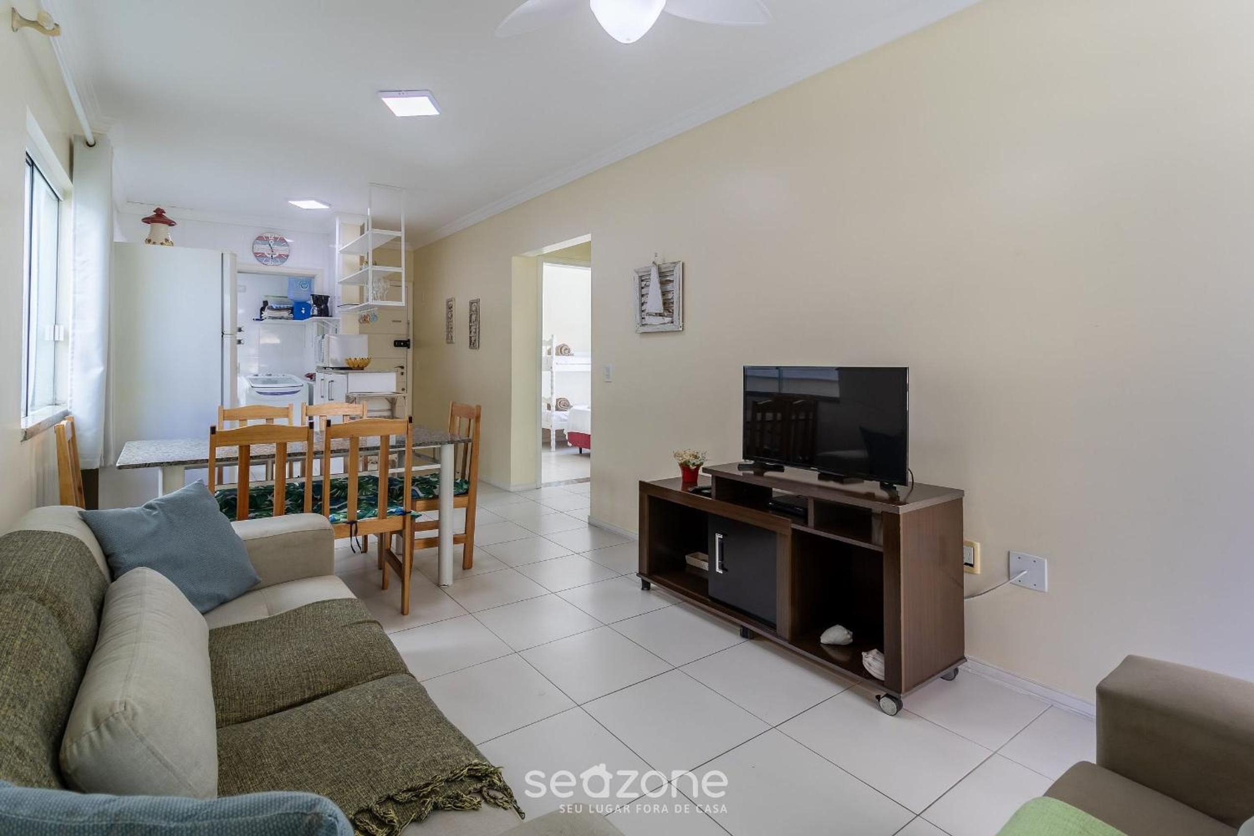 Apartamentos próximo a Praia de Bombas - ARZ