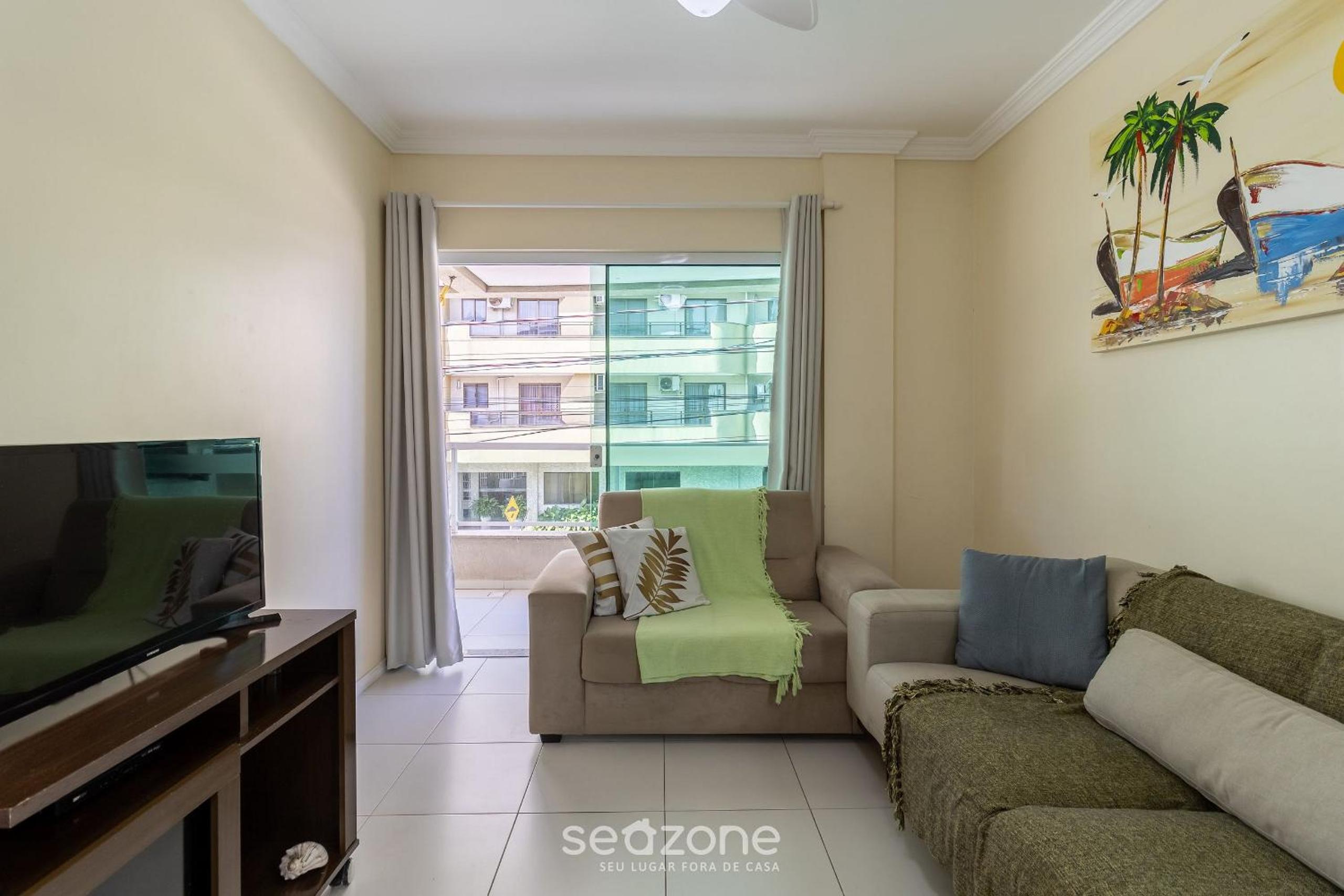 Apartamentos próximo a Praia de Bombas - ARZ