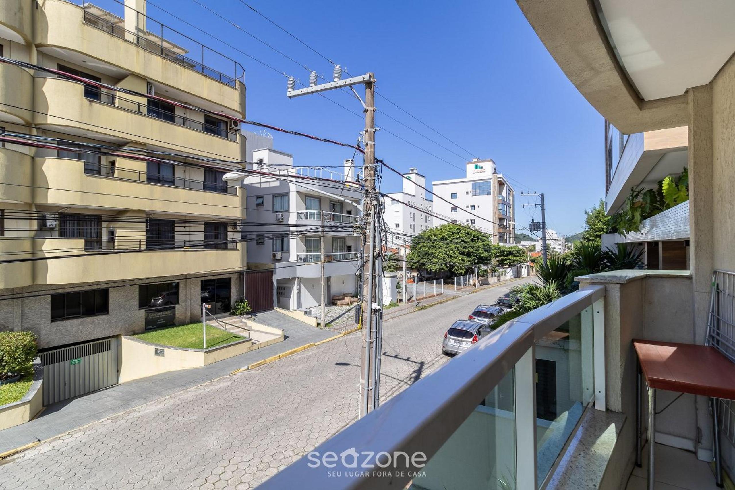 Apartamentos próximo a Praia de Bombas - ARZ