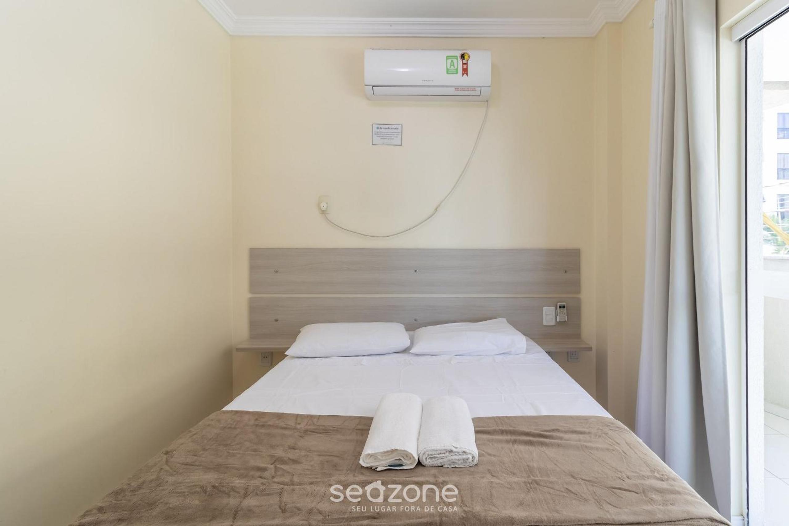 Apartamentos próximo a Praia de Bombas - ARZ