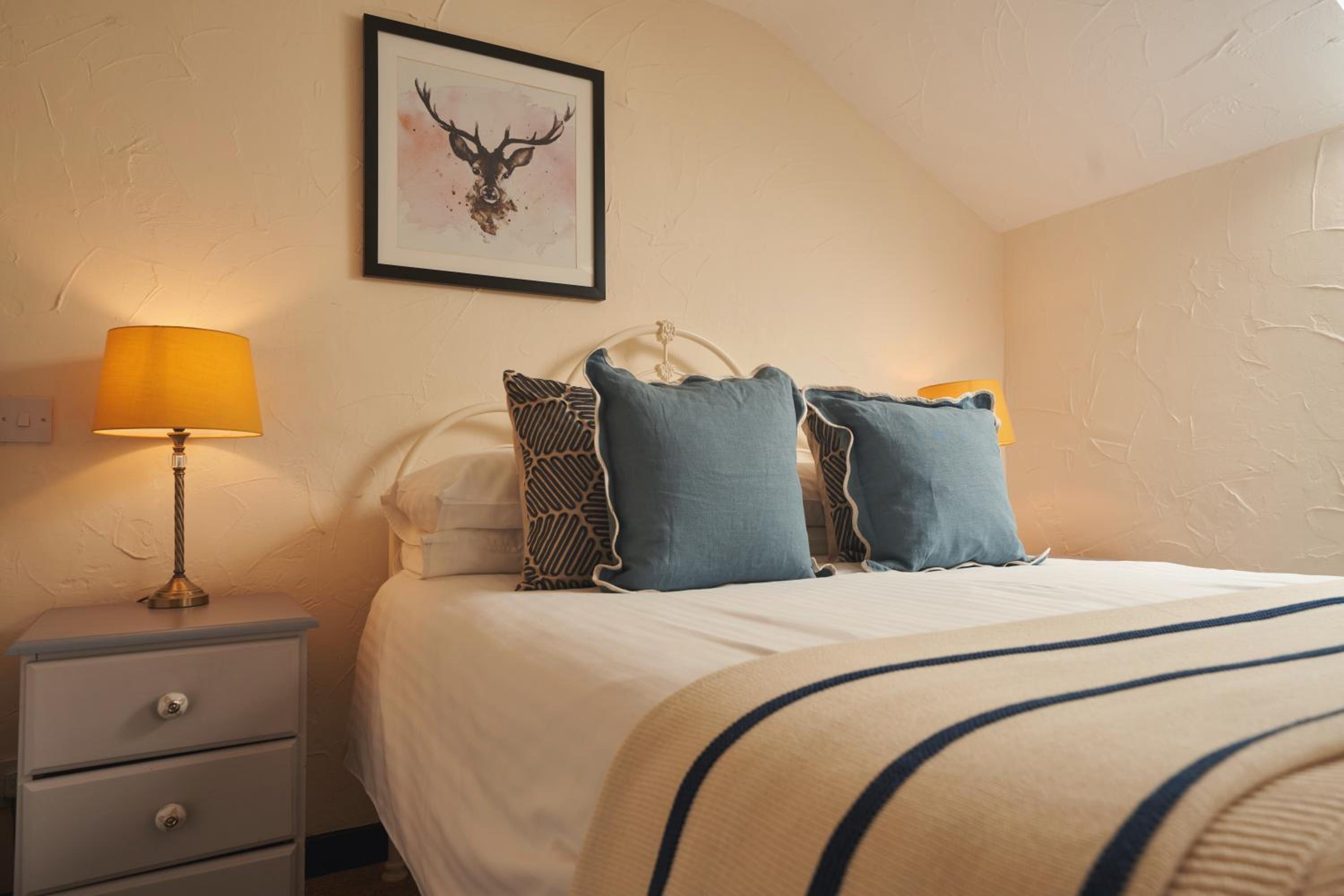 Lynmouth Vacations - Blue Ball Inn - Property Image 9