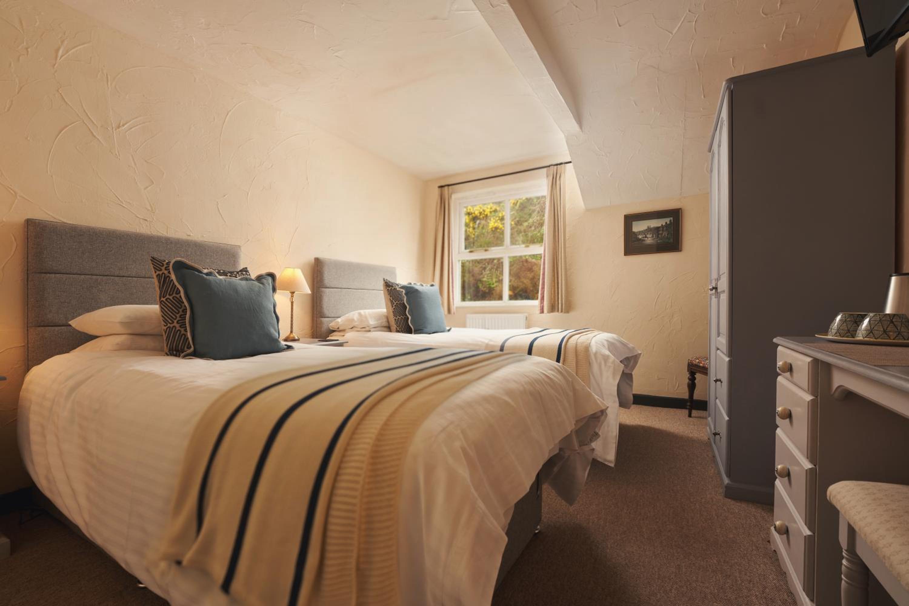 Lynmouth Vacations - Blue Ball Inn - Property Image 27
