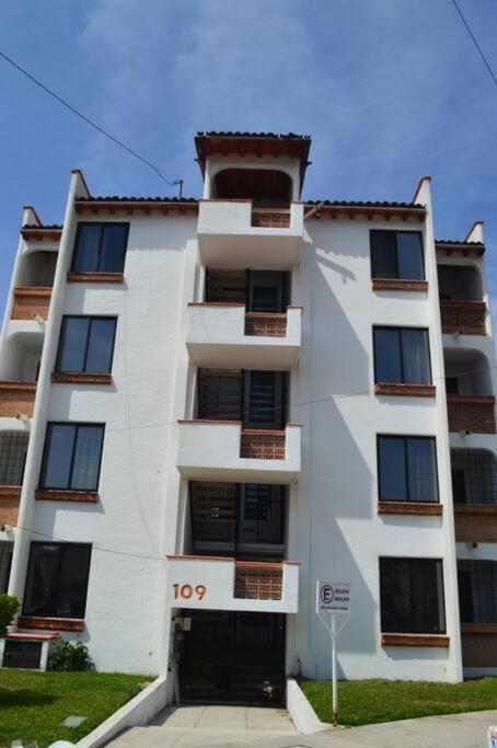 Preciosos departamentos tradicionales cerca de la playa