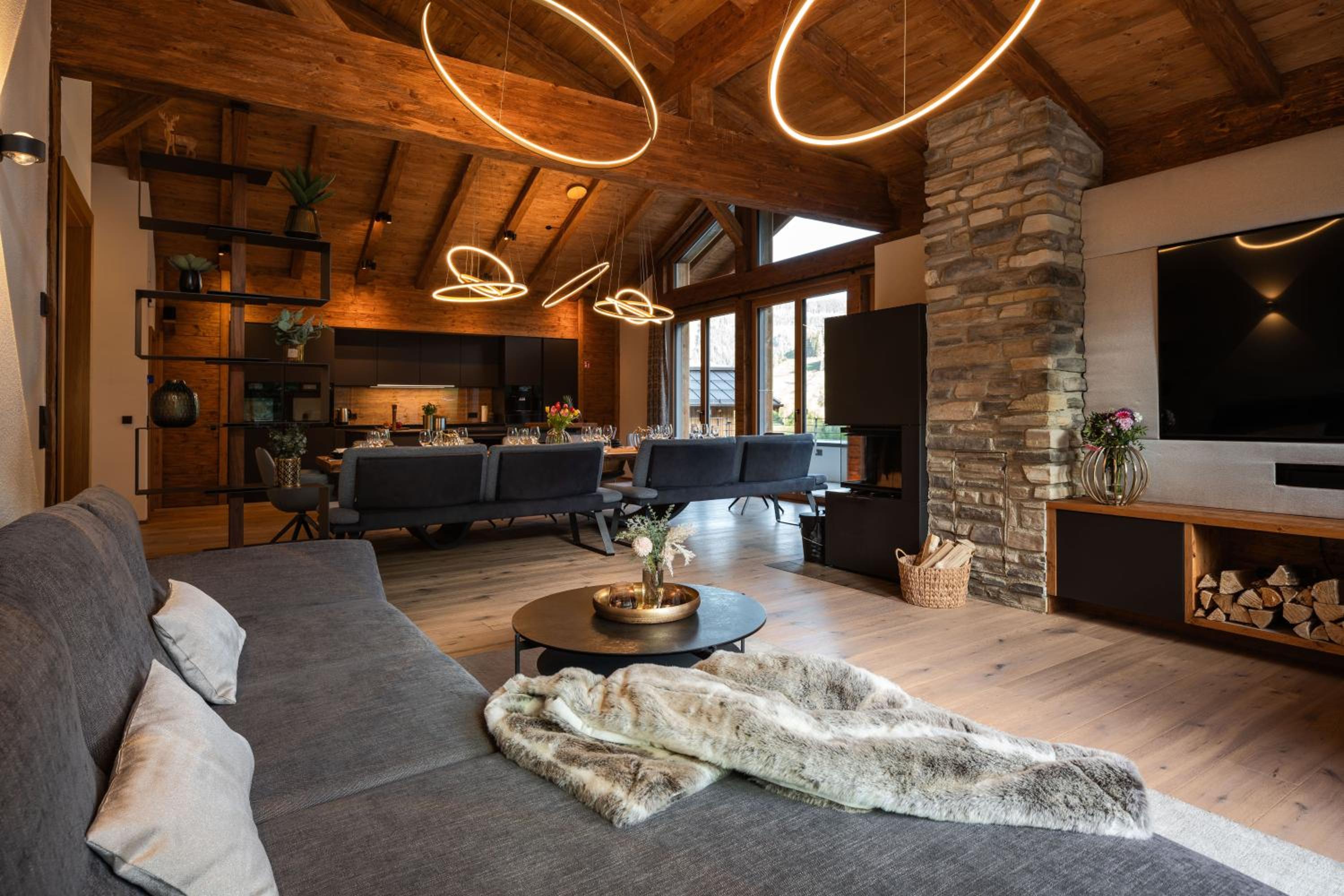 DasKöniglich Luxury Alpine Chalet - Mühlbach am Hochkönig