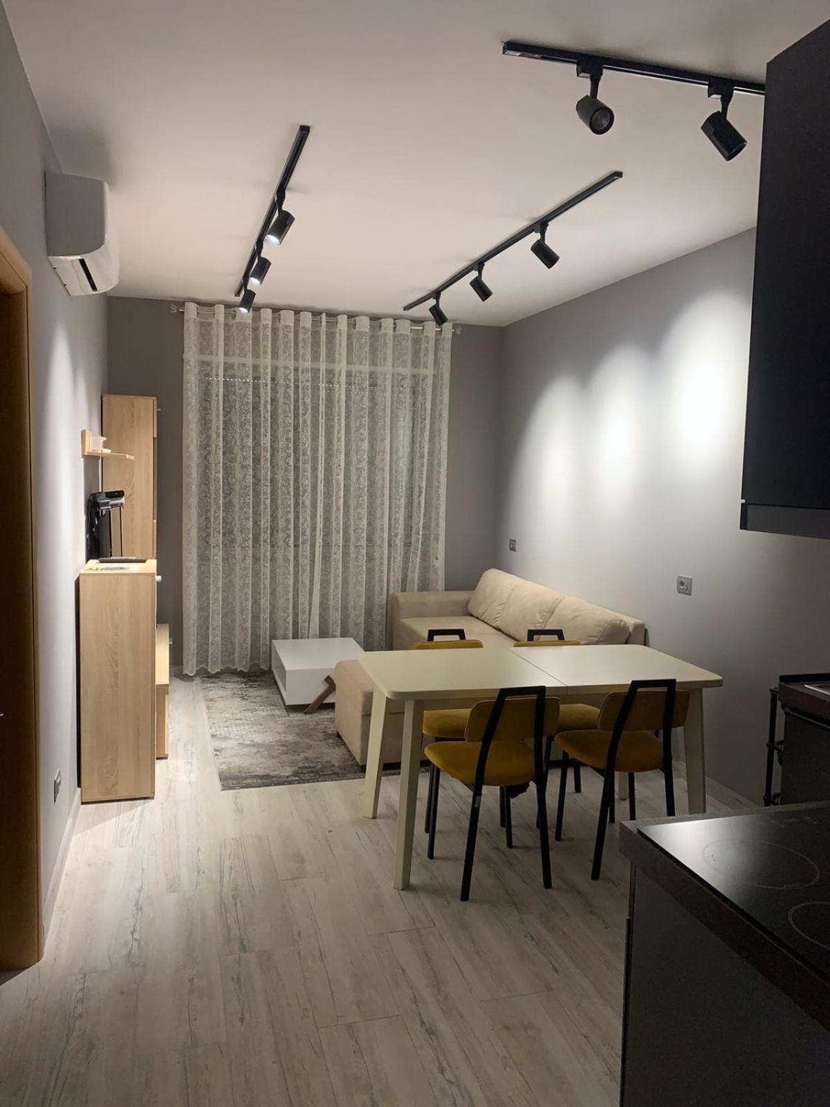 I&S Apartment 4