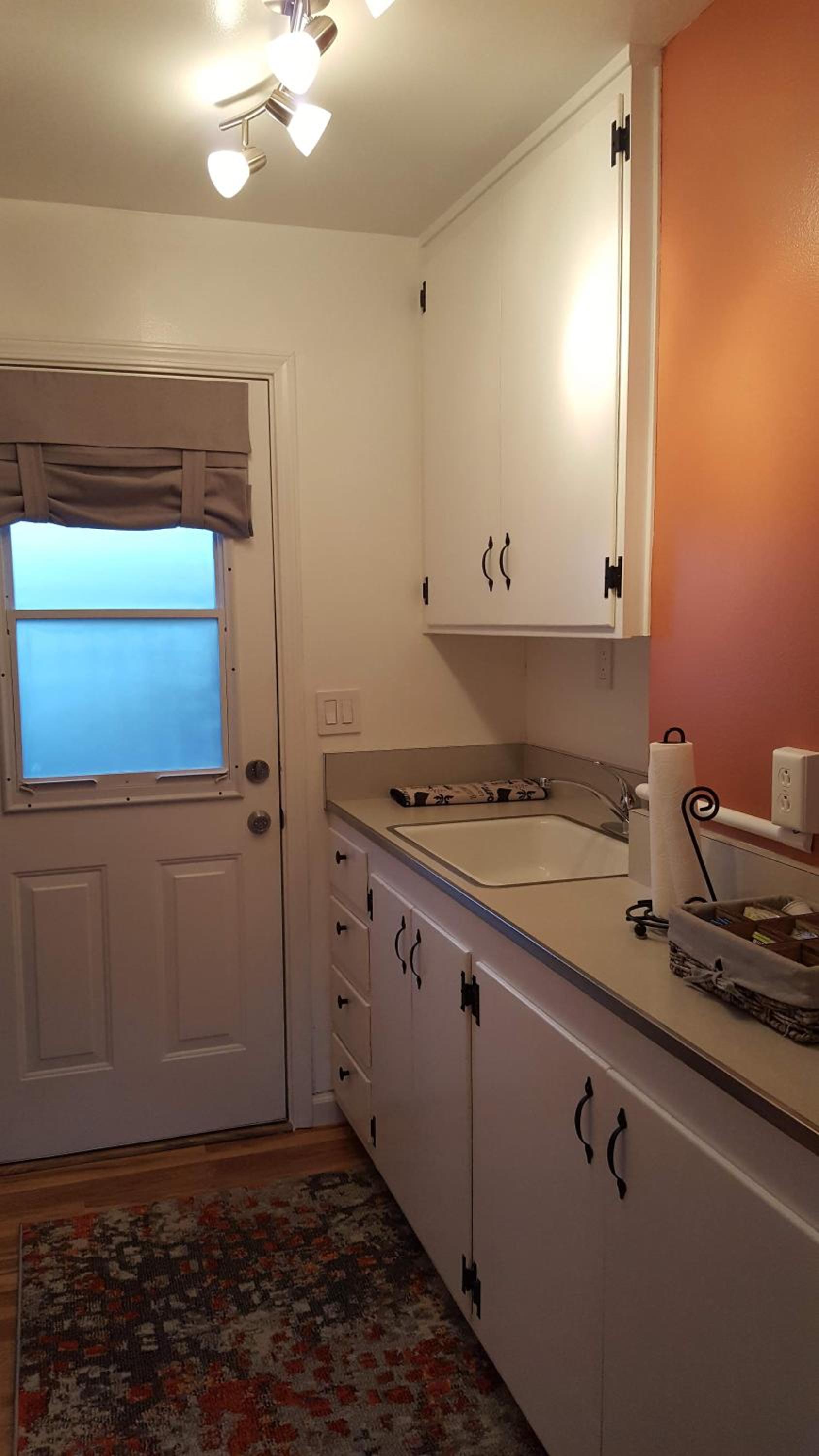 Belmont Comfortable and Private Guest Unit