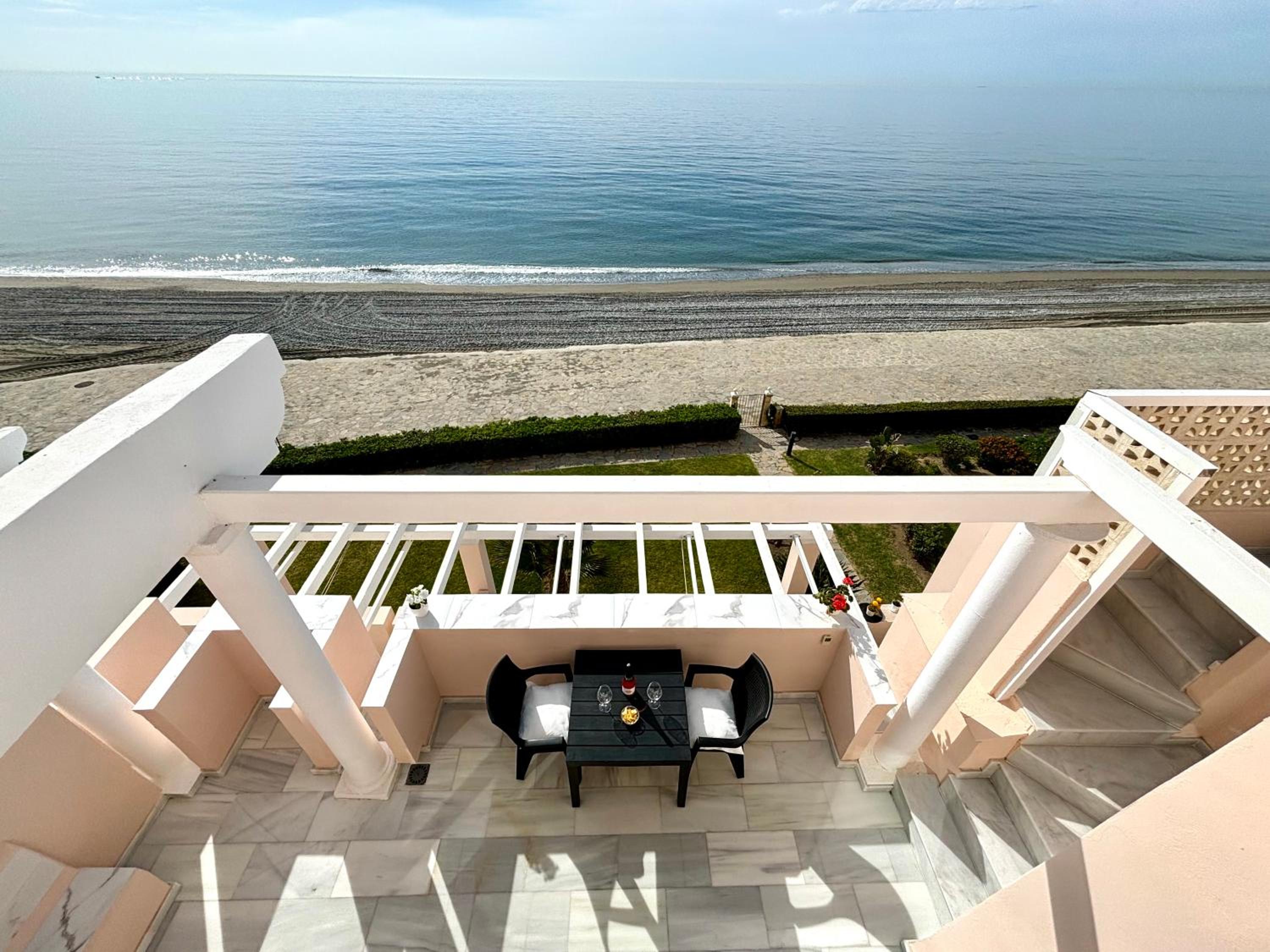 Hotel Diletta Beach Estepona - Image 1