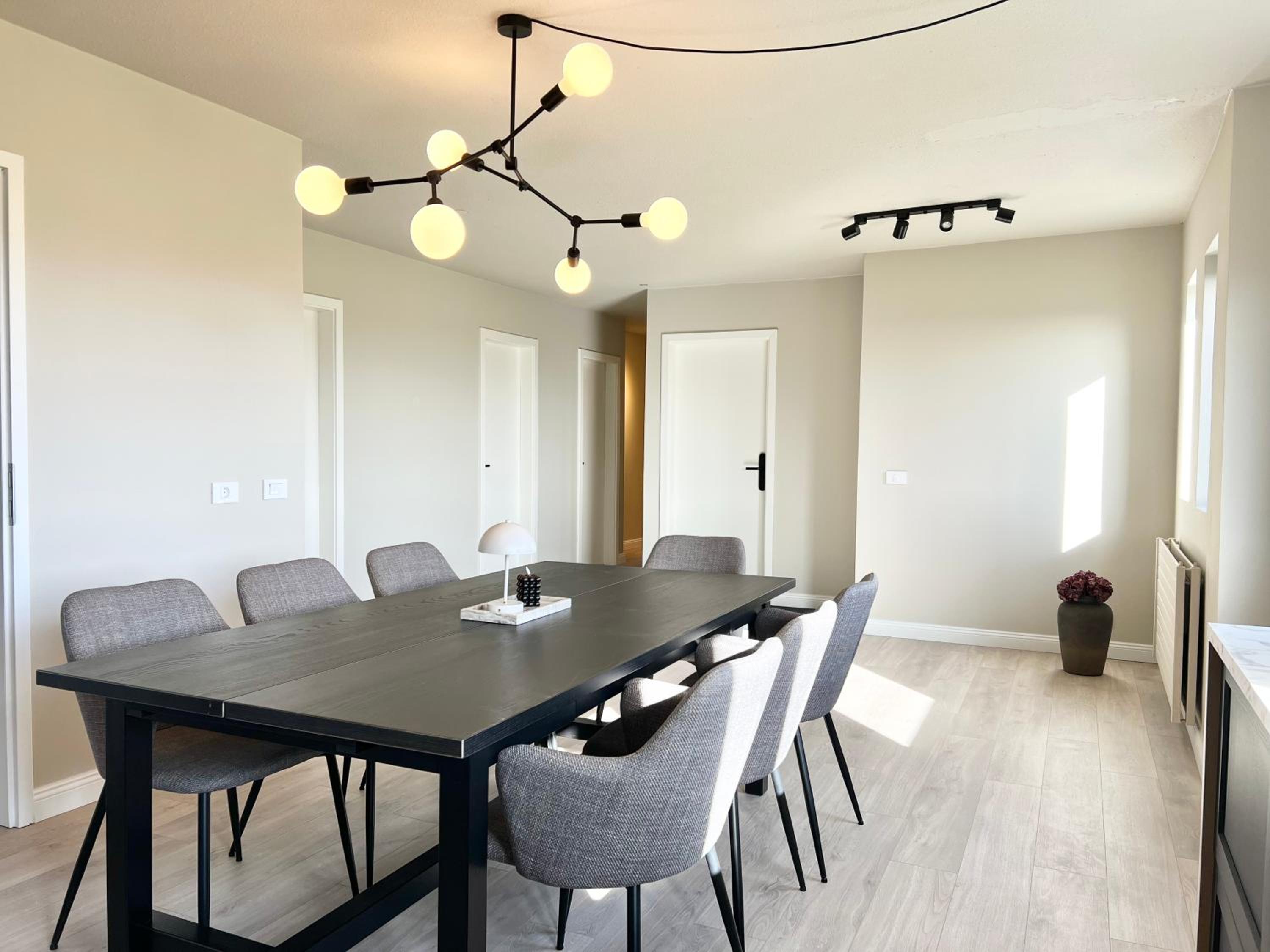 The Greyhouse "Big Apartment"