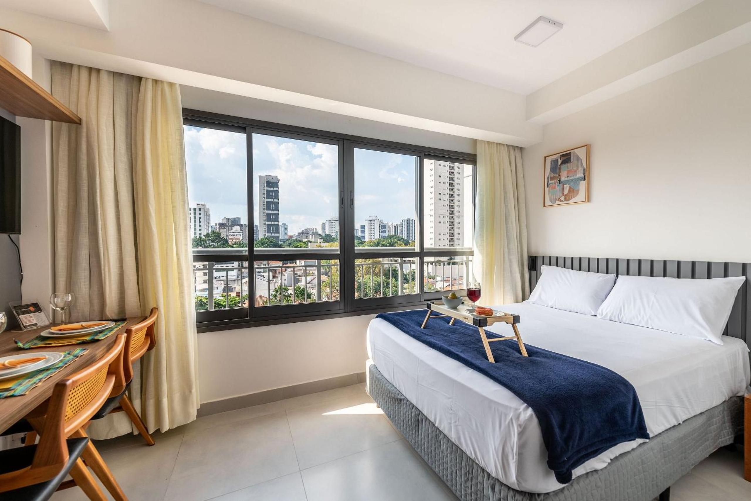 Modern and Comfortable Apartments In the Heart of Vila Mariana Close to Metro Santa Cruz