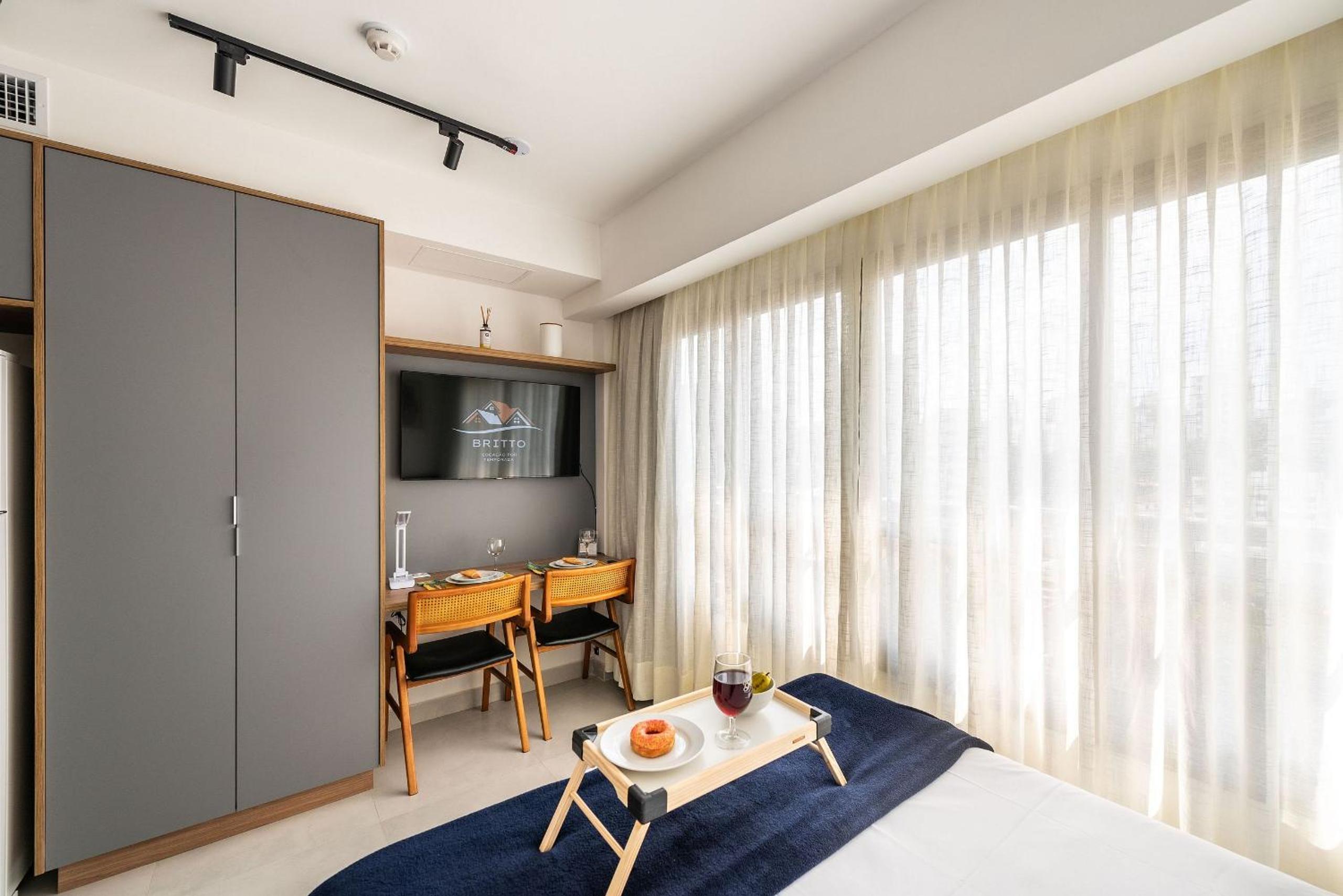 Modern and Comfortable Apartments In the Heart of Vila Mariana Close to Metro Santa Cruz