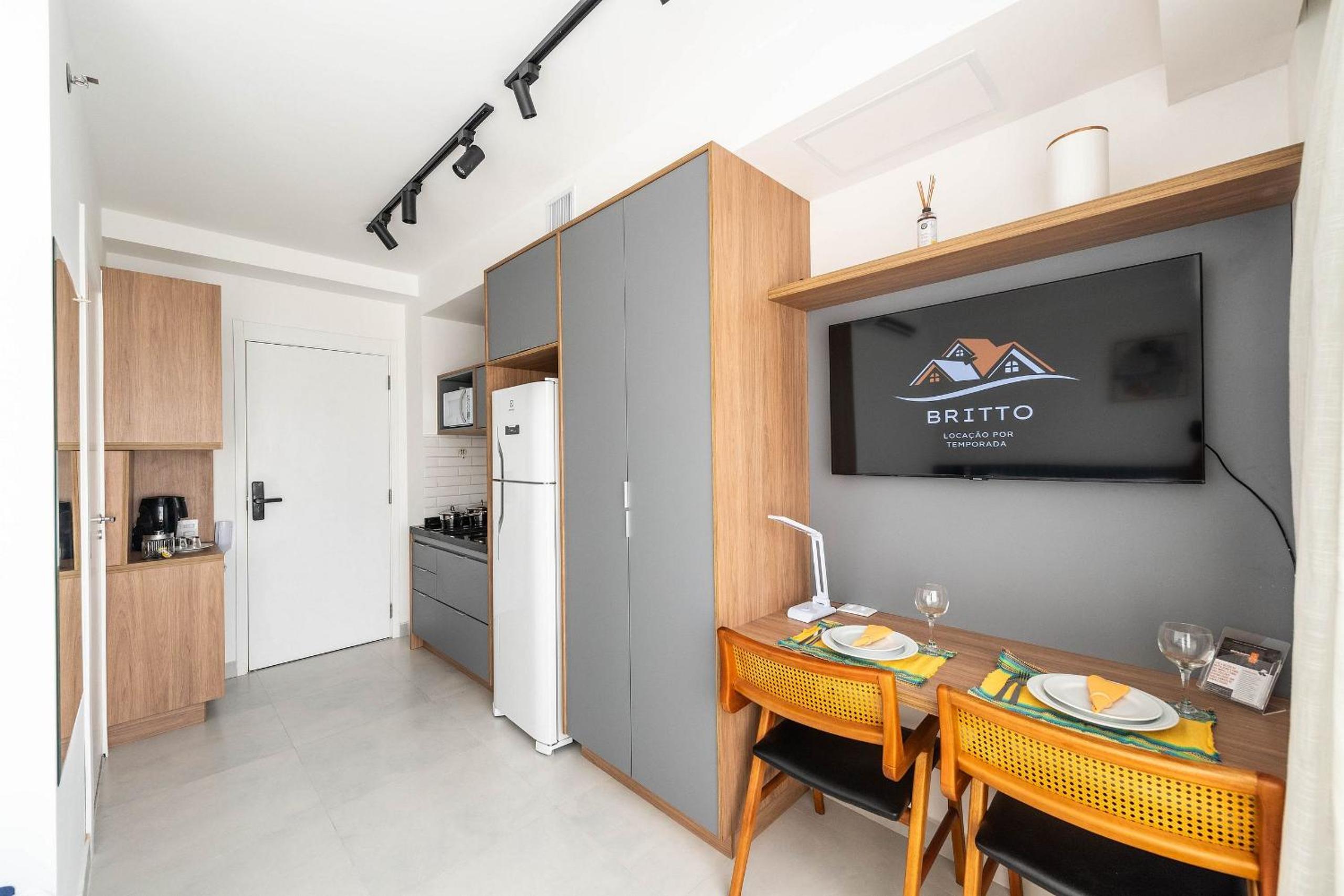 Modern and Comfortable Apartments In the Heart of Vila Mariana Close to Metro Santa Cruz