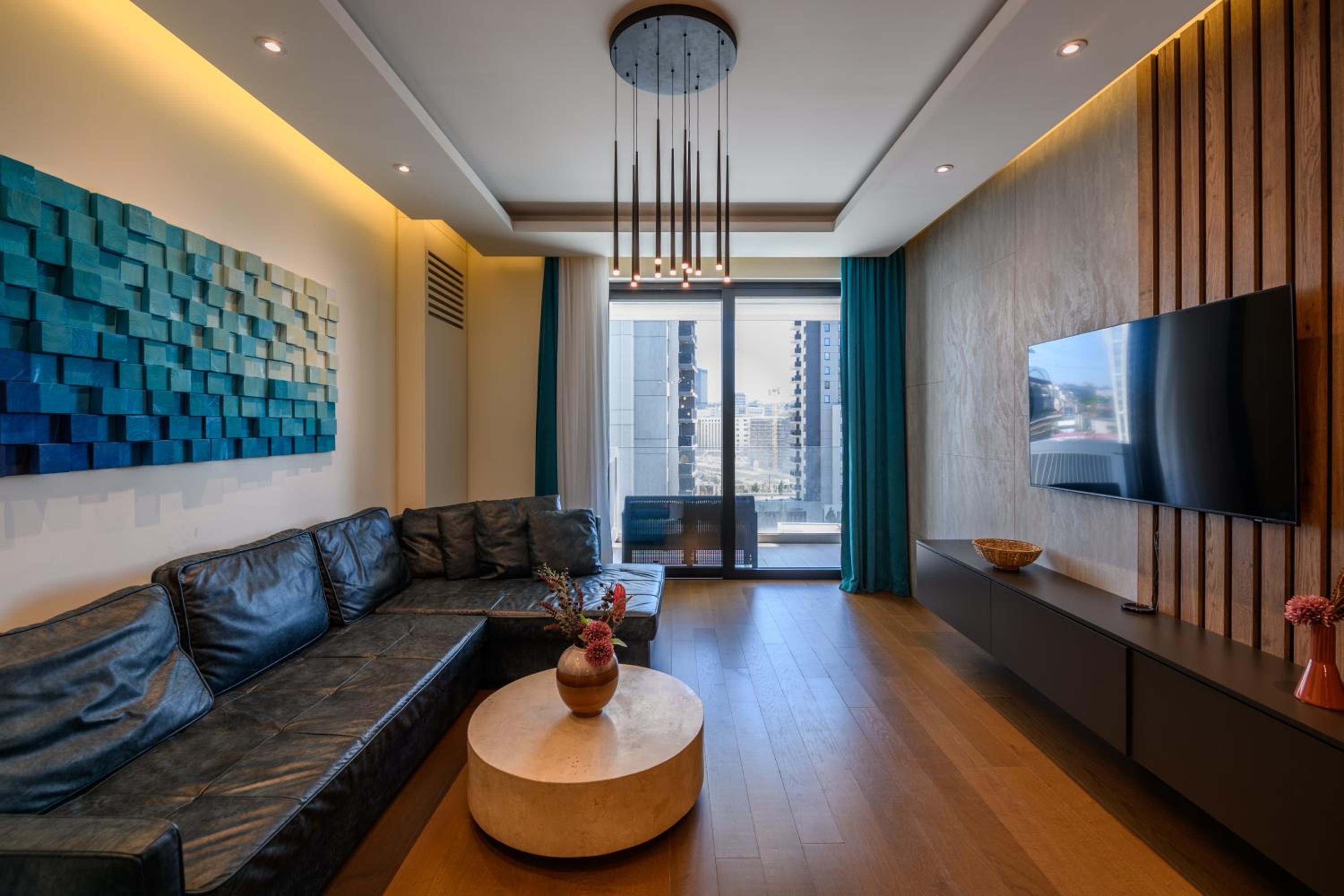 Luxury apartment with Pool&Gym view 3