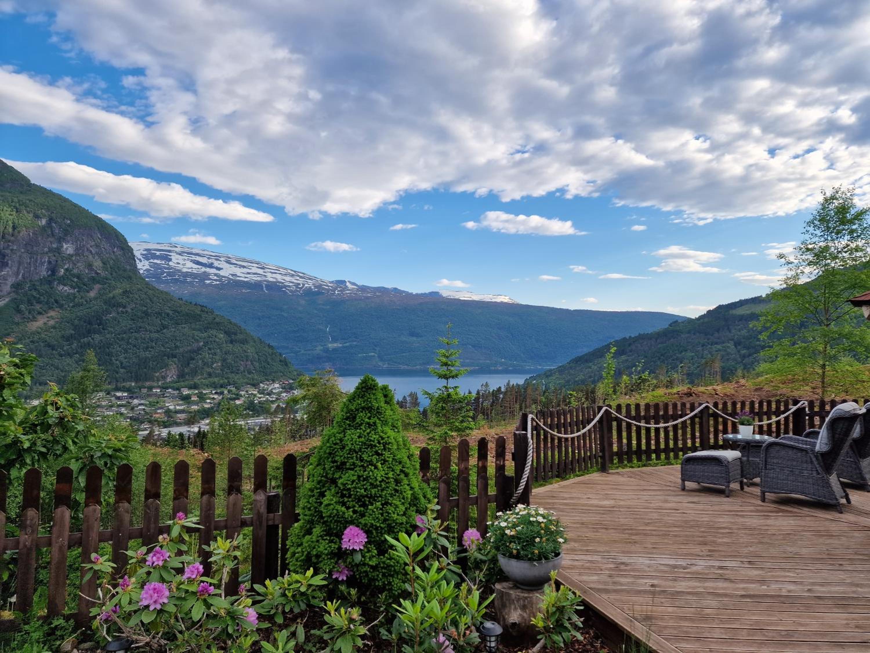 Mountain & Fjord View Apartment view 2