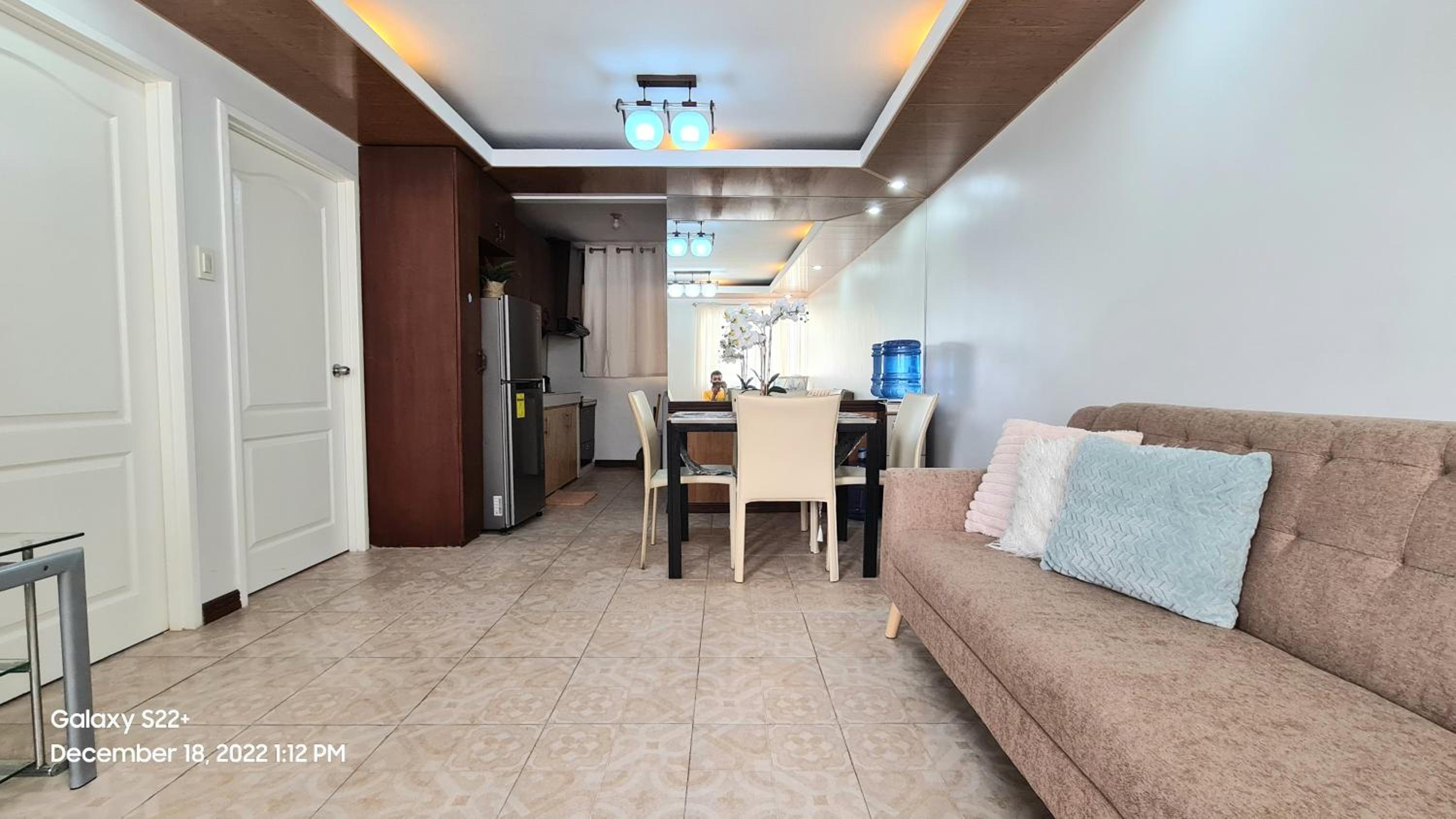 One Oasis 2BR beside SM City Mall upto 6pax view 3