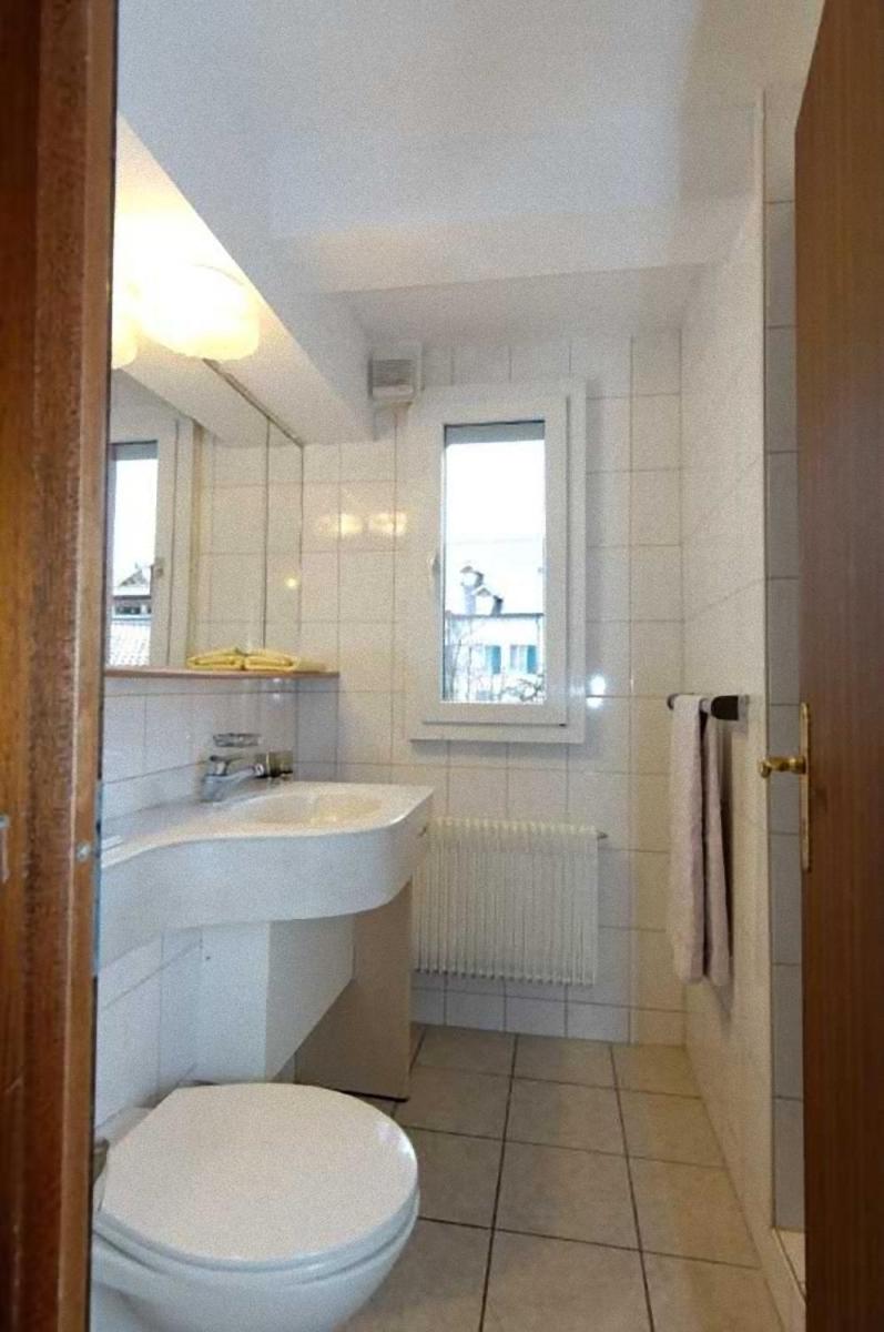 Photo 49