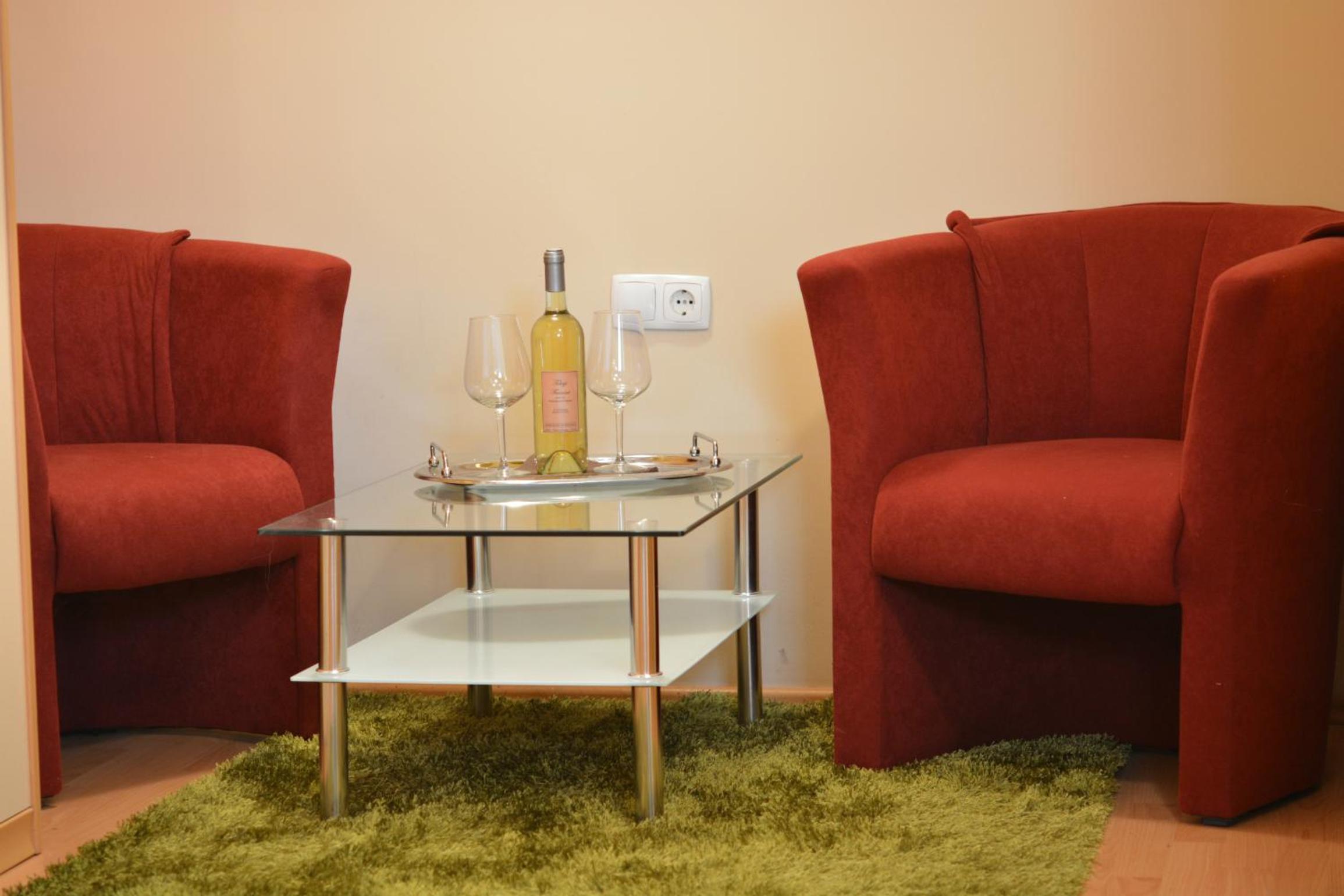 Rooms & Apartments Kepic, AIRPORT accomodation