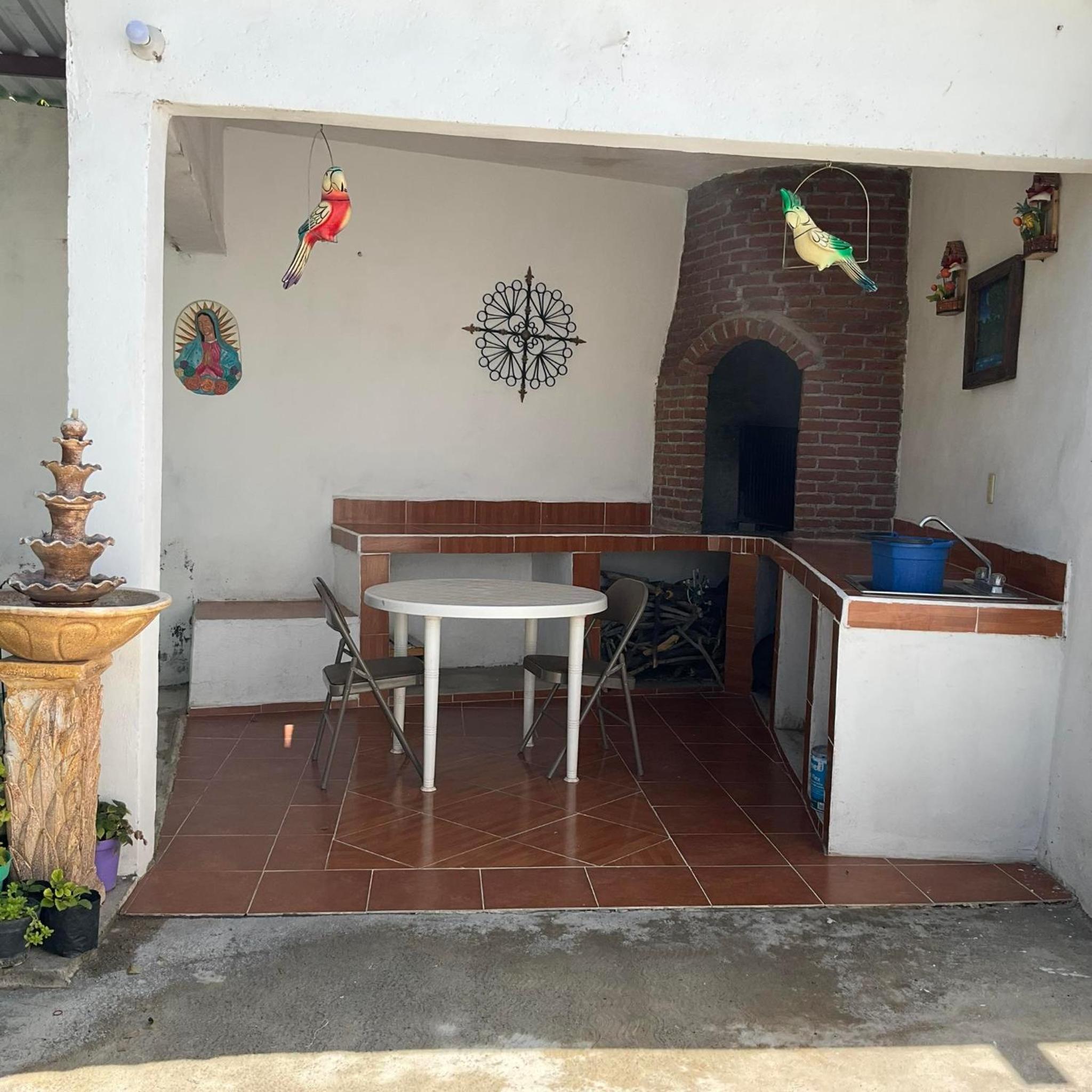 Casa Bonita Con Palapa