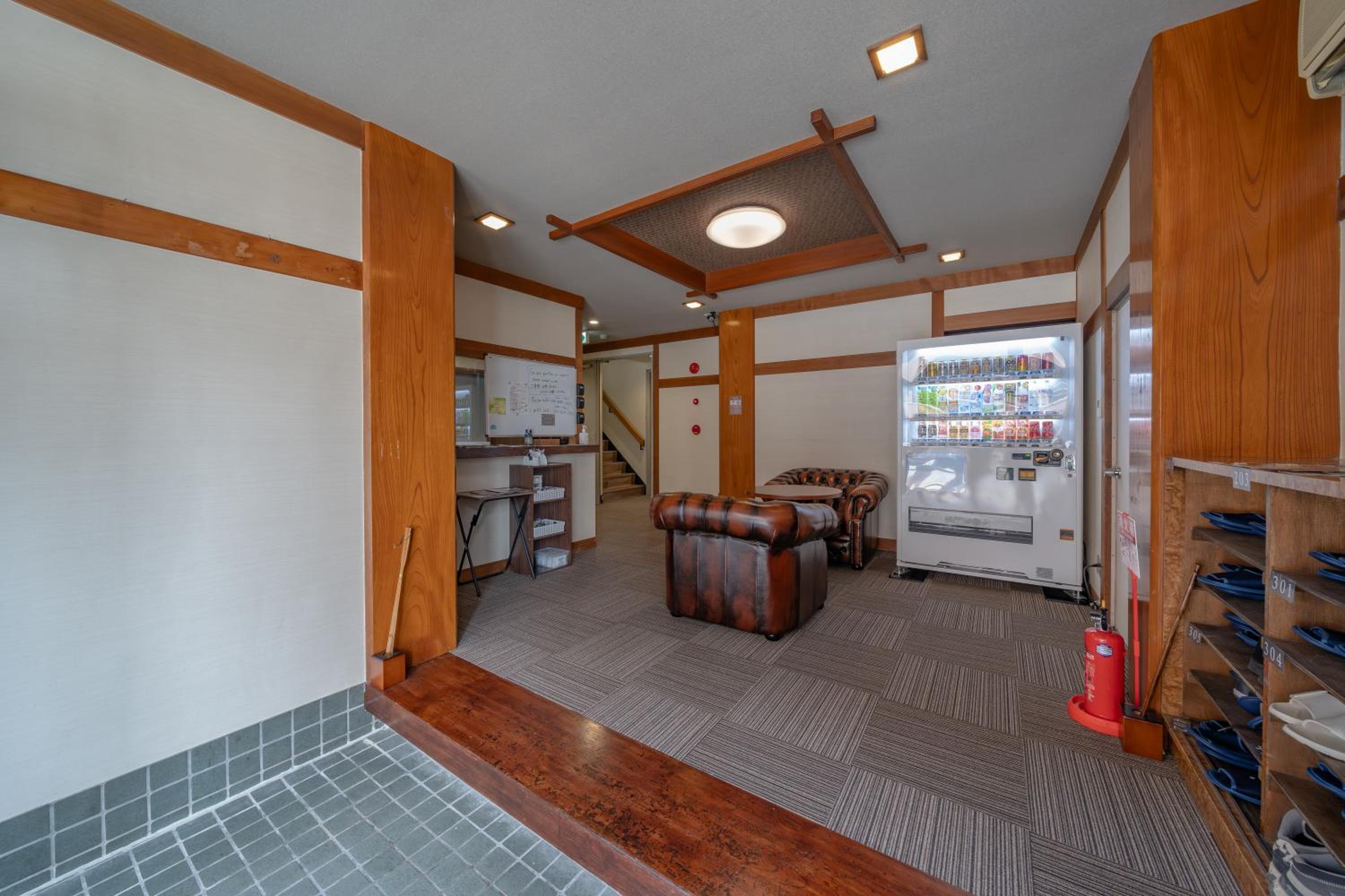 KOMOREBI HOSTEL-your cozy place-