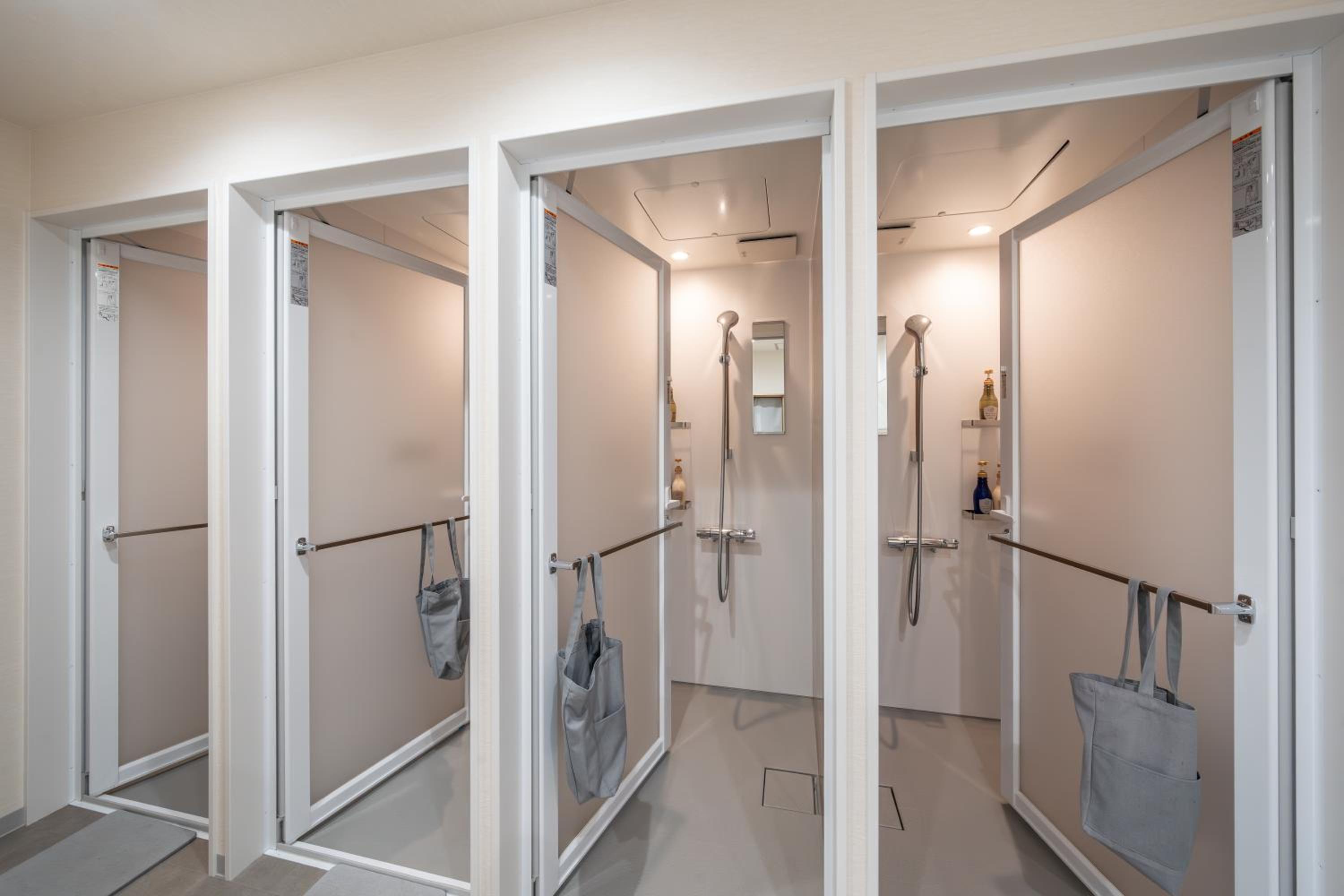 KOMOREBI HOSTEL-your cozy place-