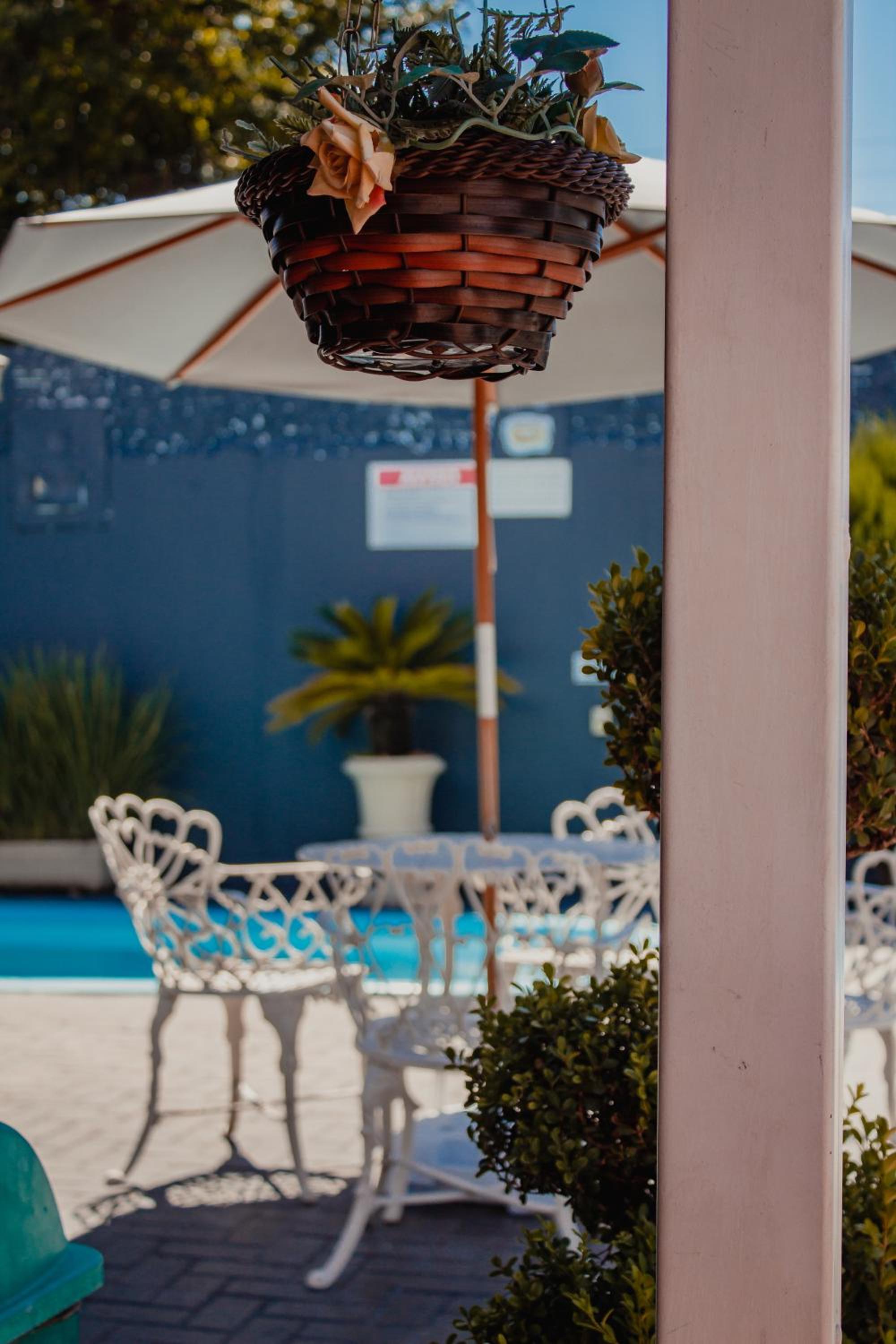Hotel e Pousada Caroline