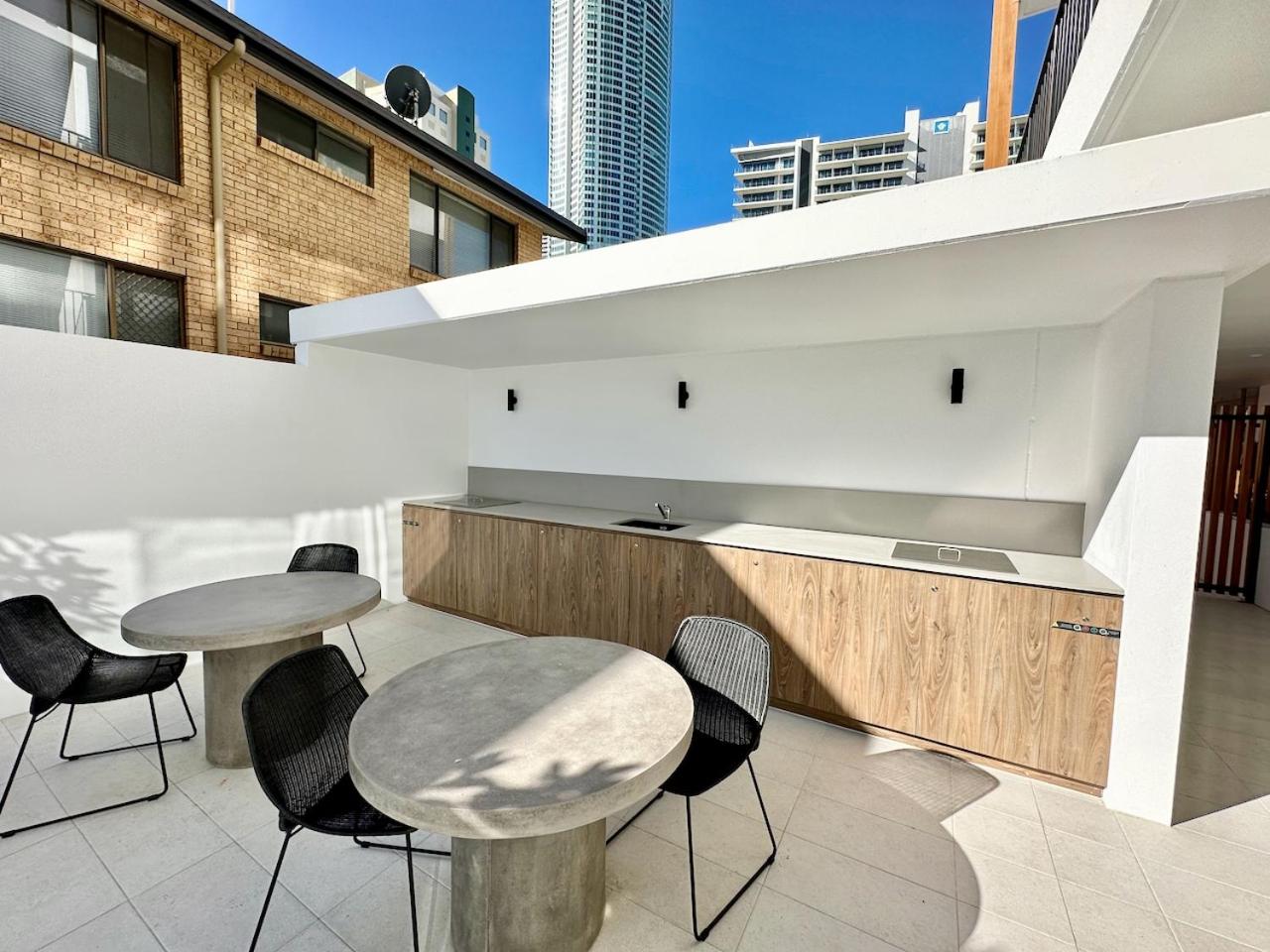 Amazing Waterfront, Surfers Paradise #81